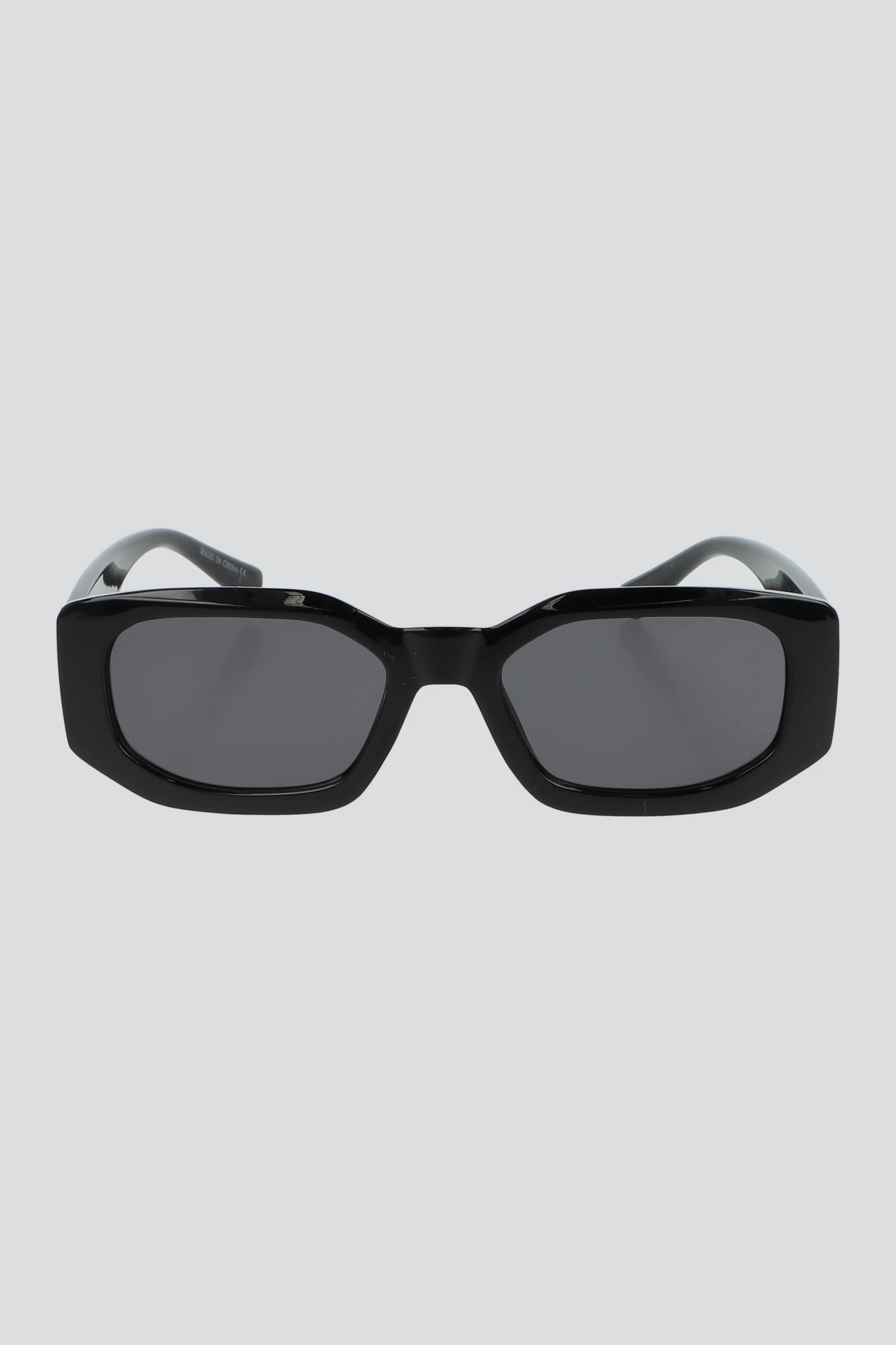 Lentes de sol cuadrados