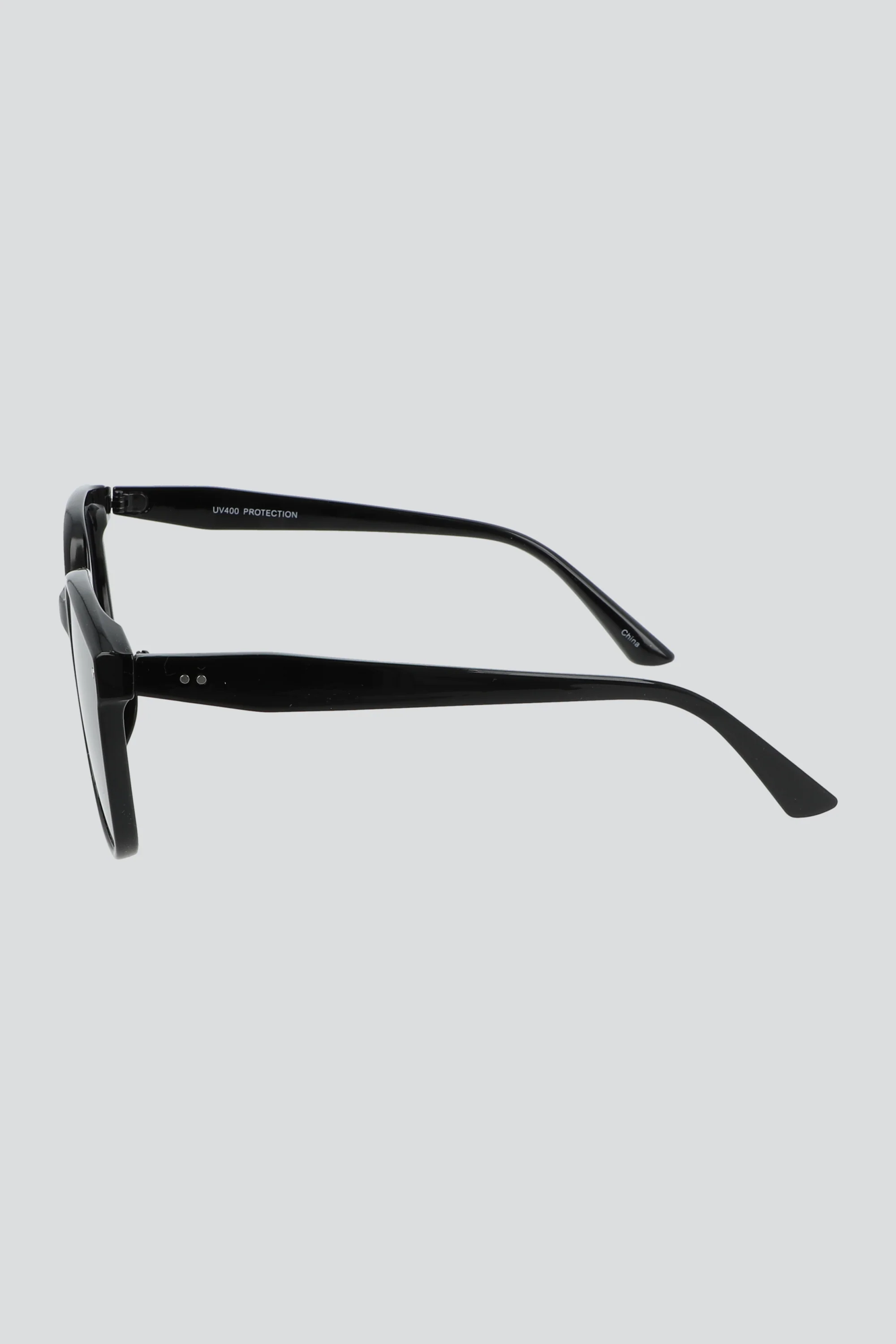 Lentes de sol oversize detalle metalico - Image 3