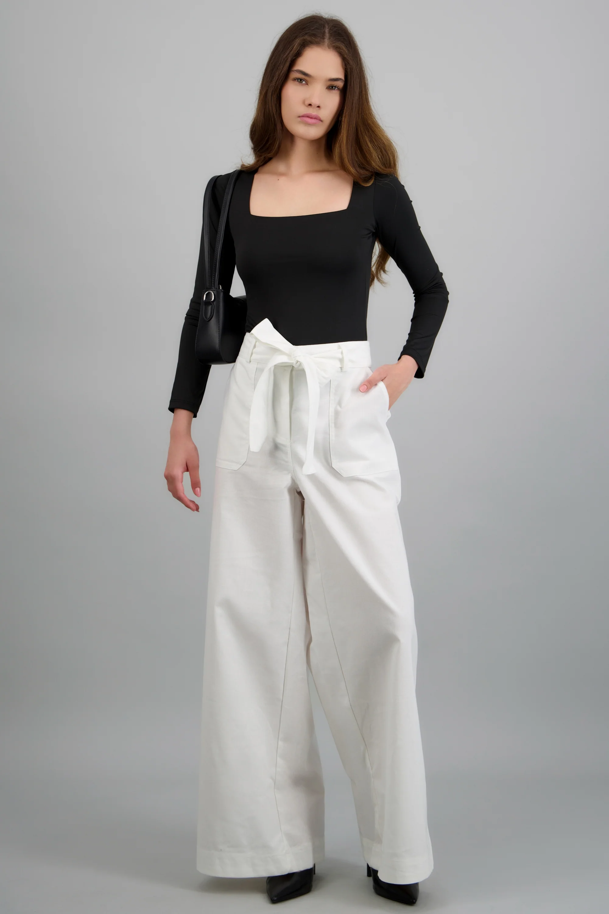 Pantalon amplio con cinta - Image 3