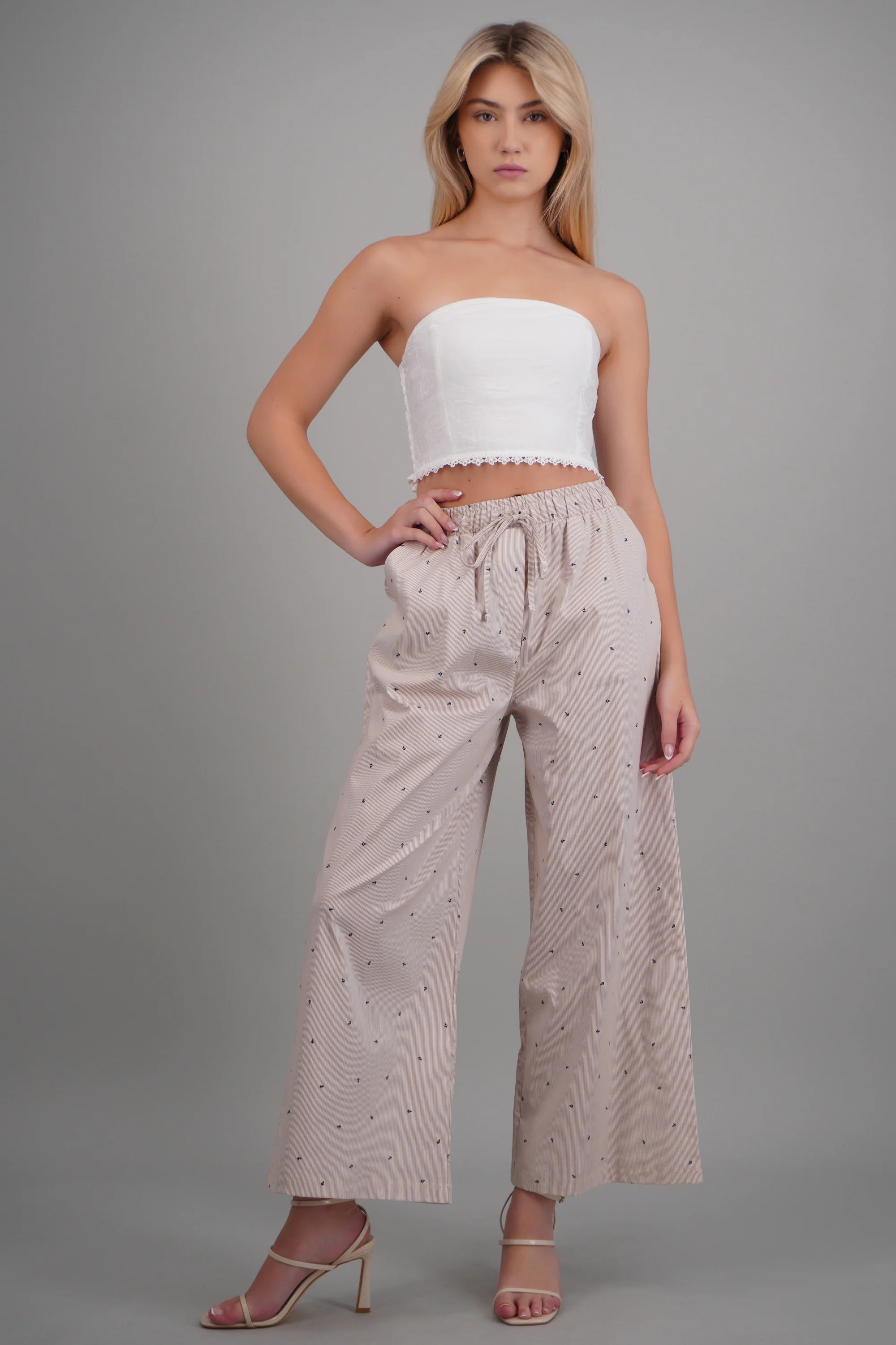 Pantalon amplio con cintura ajustable - Image 2