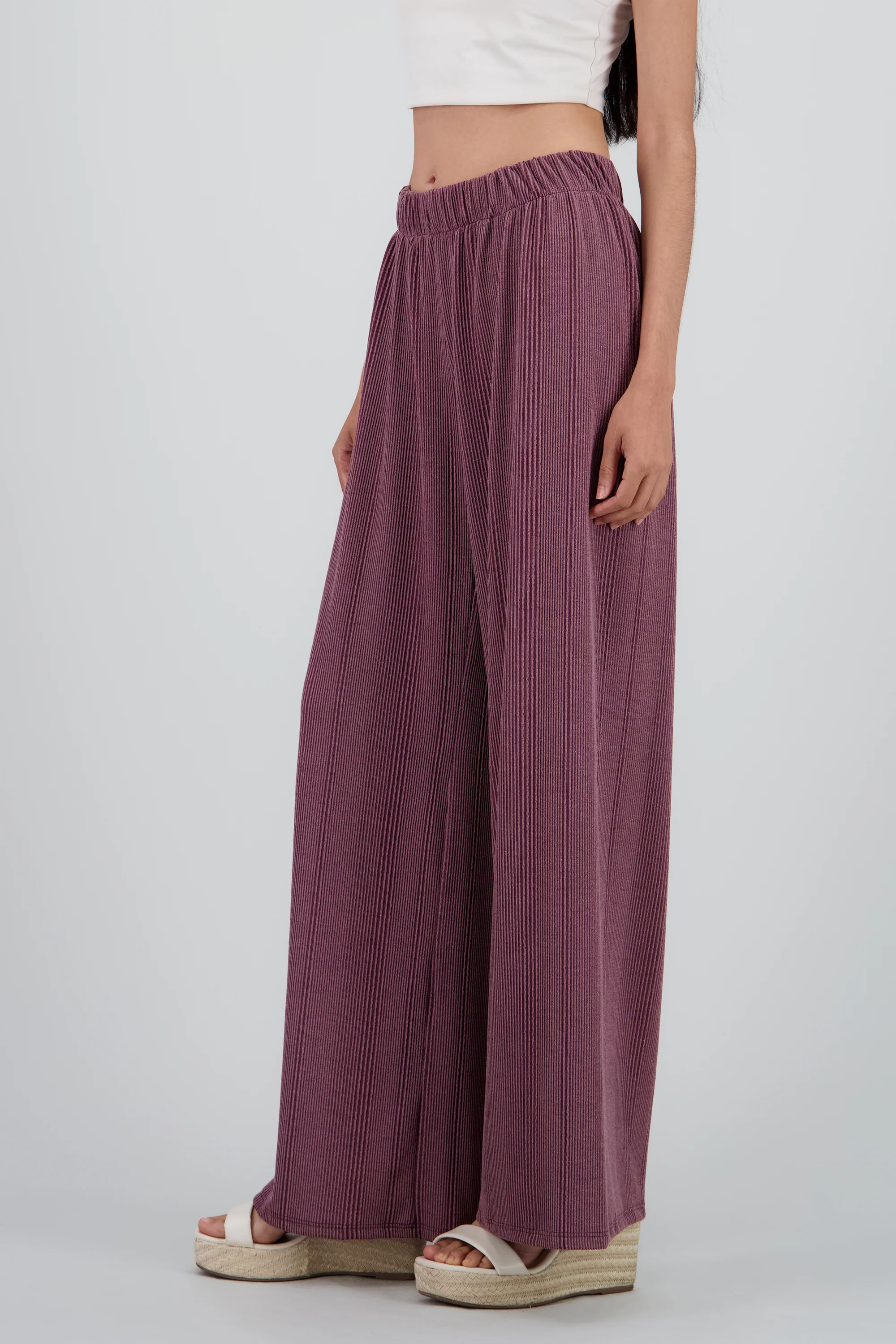 Pantalon amplio detalle textura - Image 3