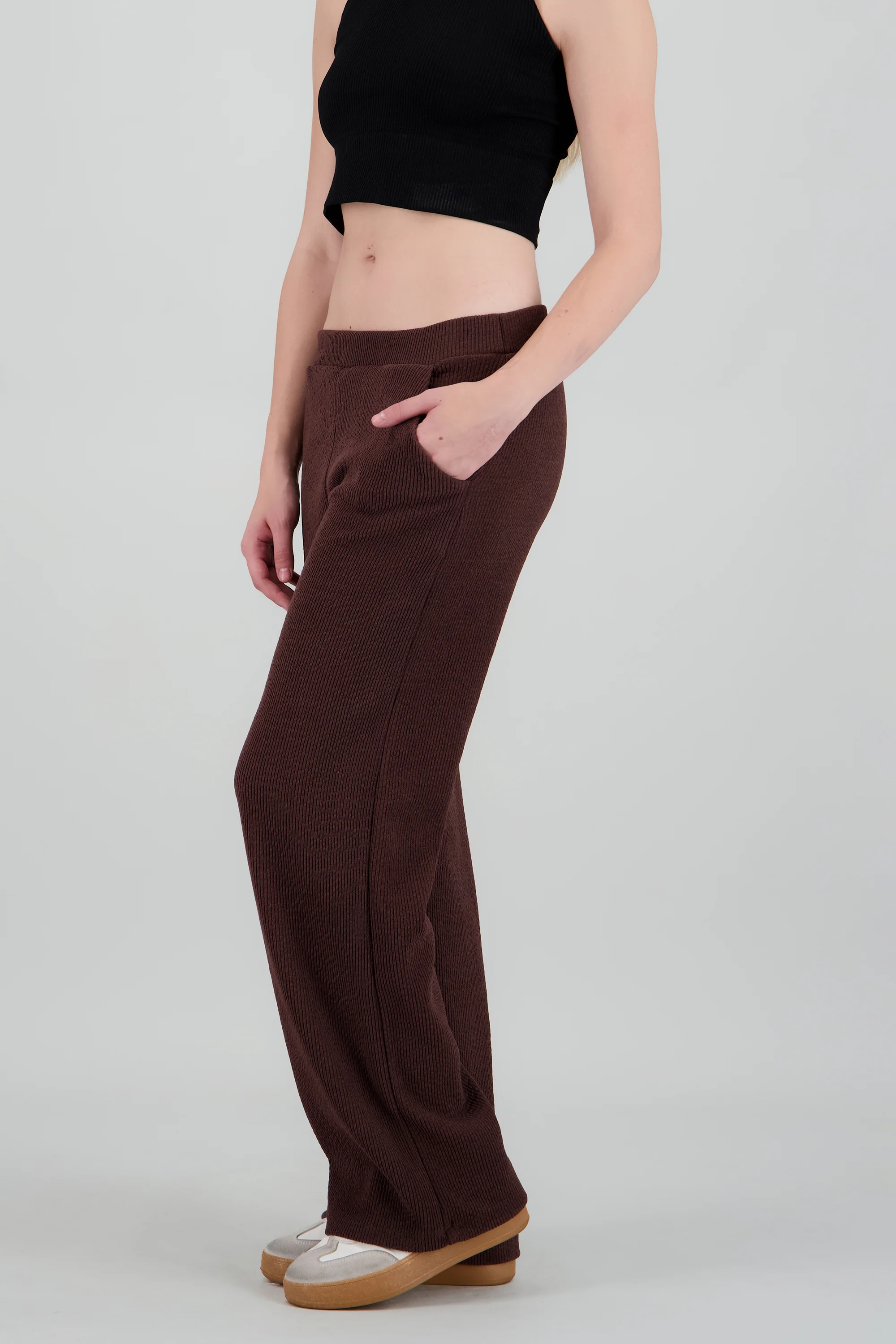 Pantalon amplio detalle textura - Image 3
