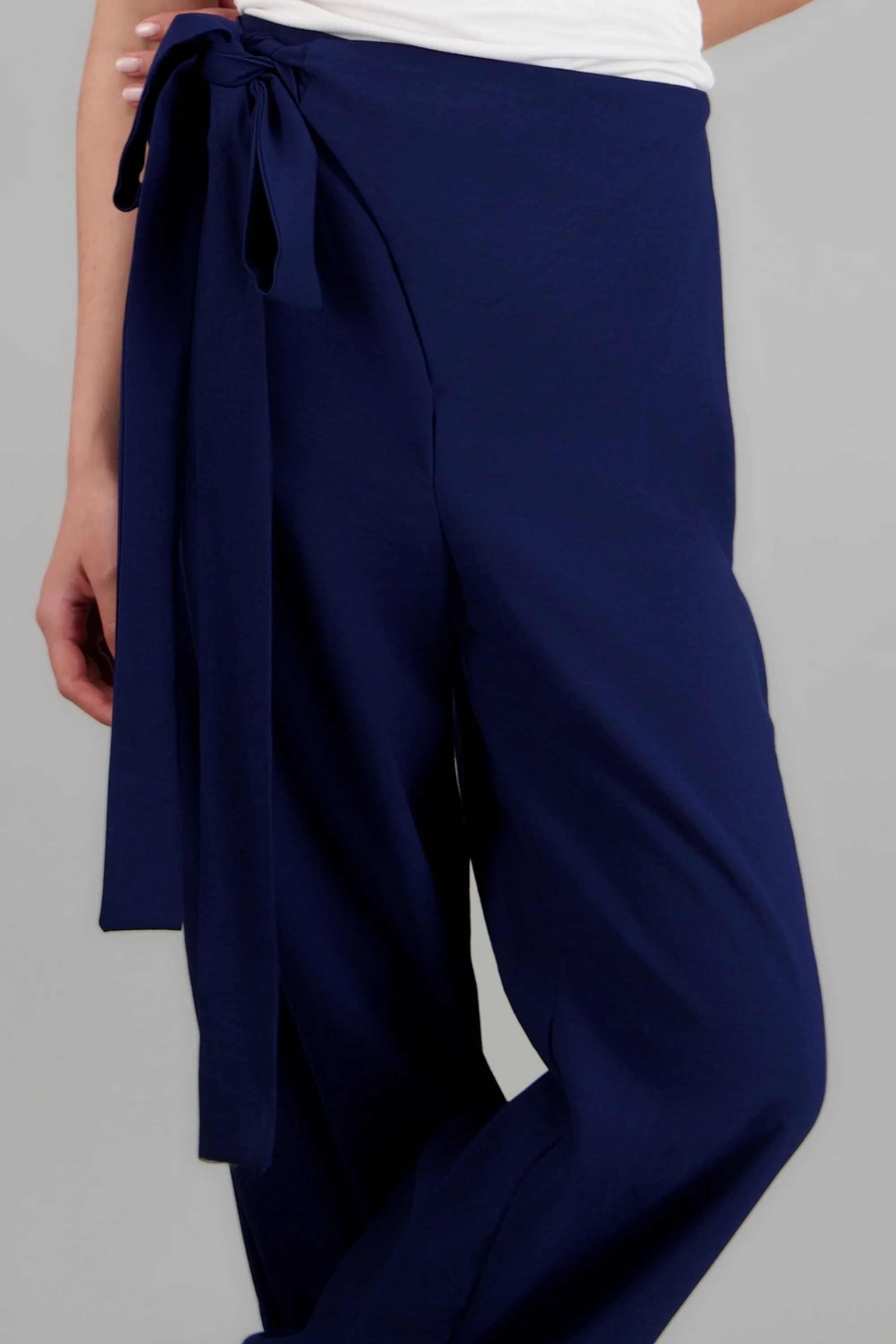 Pantalon amplio pretina detalle moño - Image 5