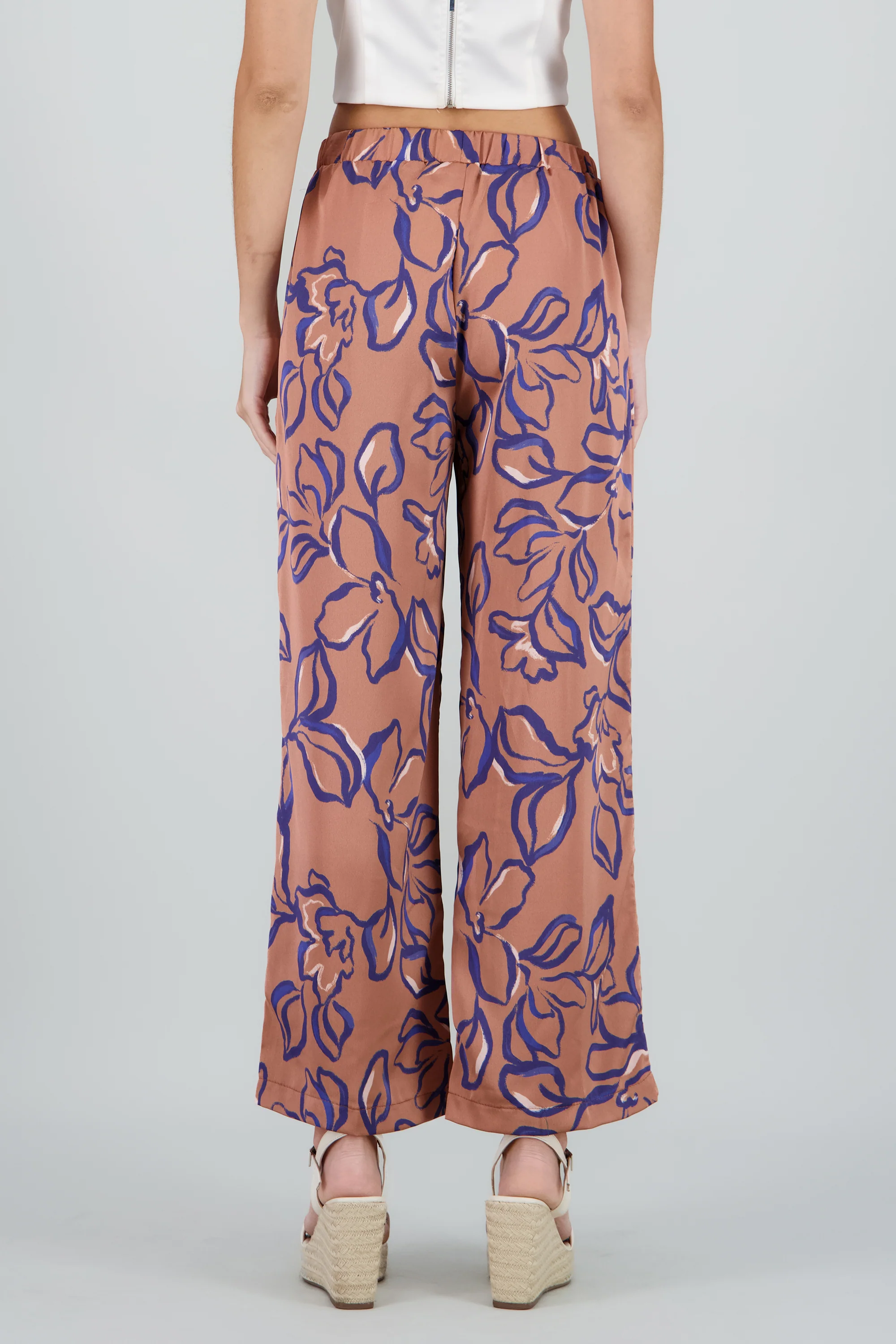Pantalon amplio satinado - Image 4