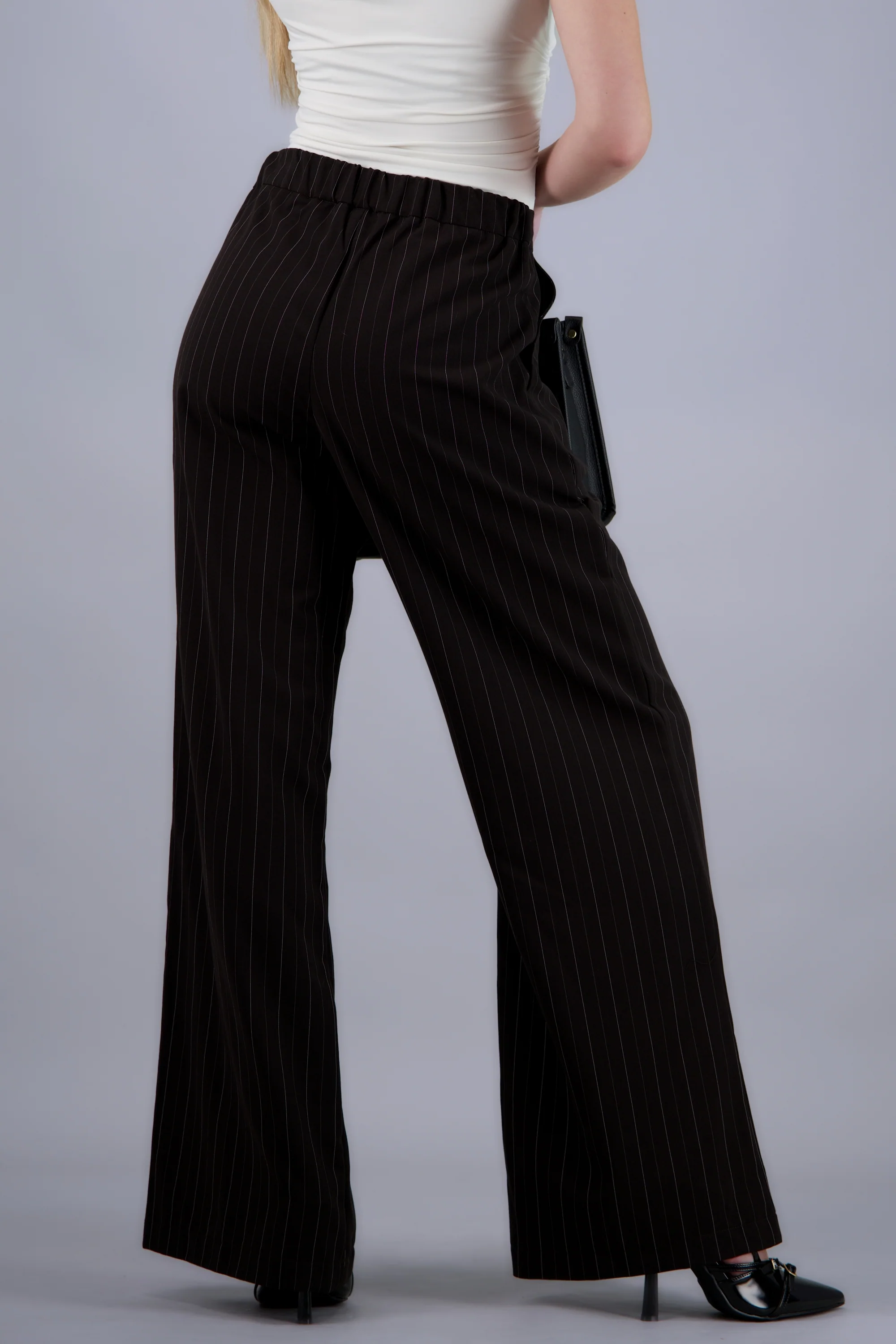 Pantalon de rayas amplio - Image 4