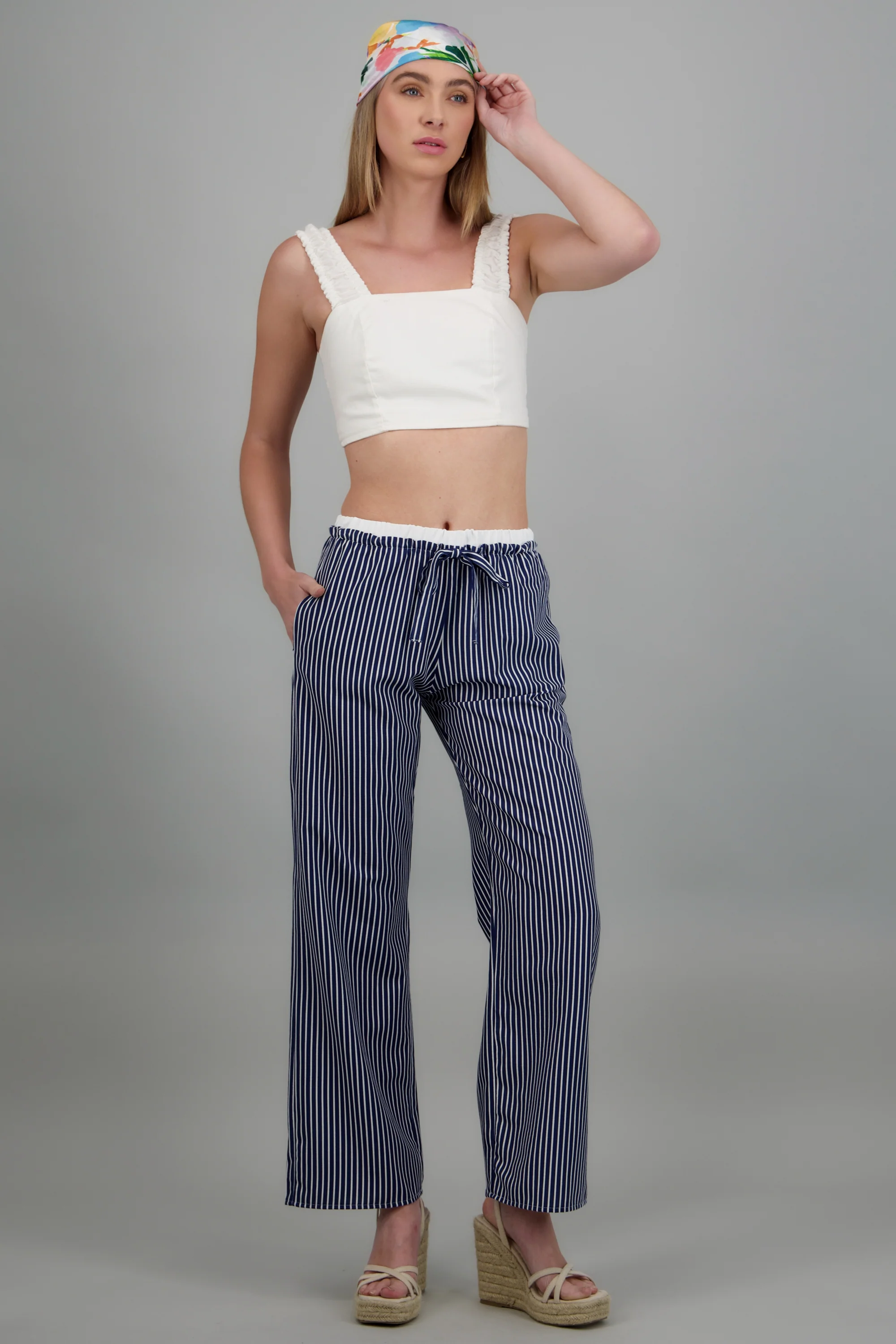 Pantalon de rayas pretina con contraste