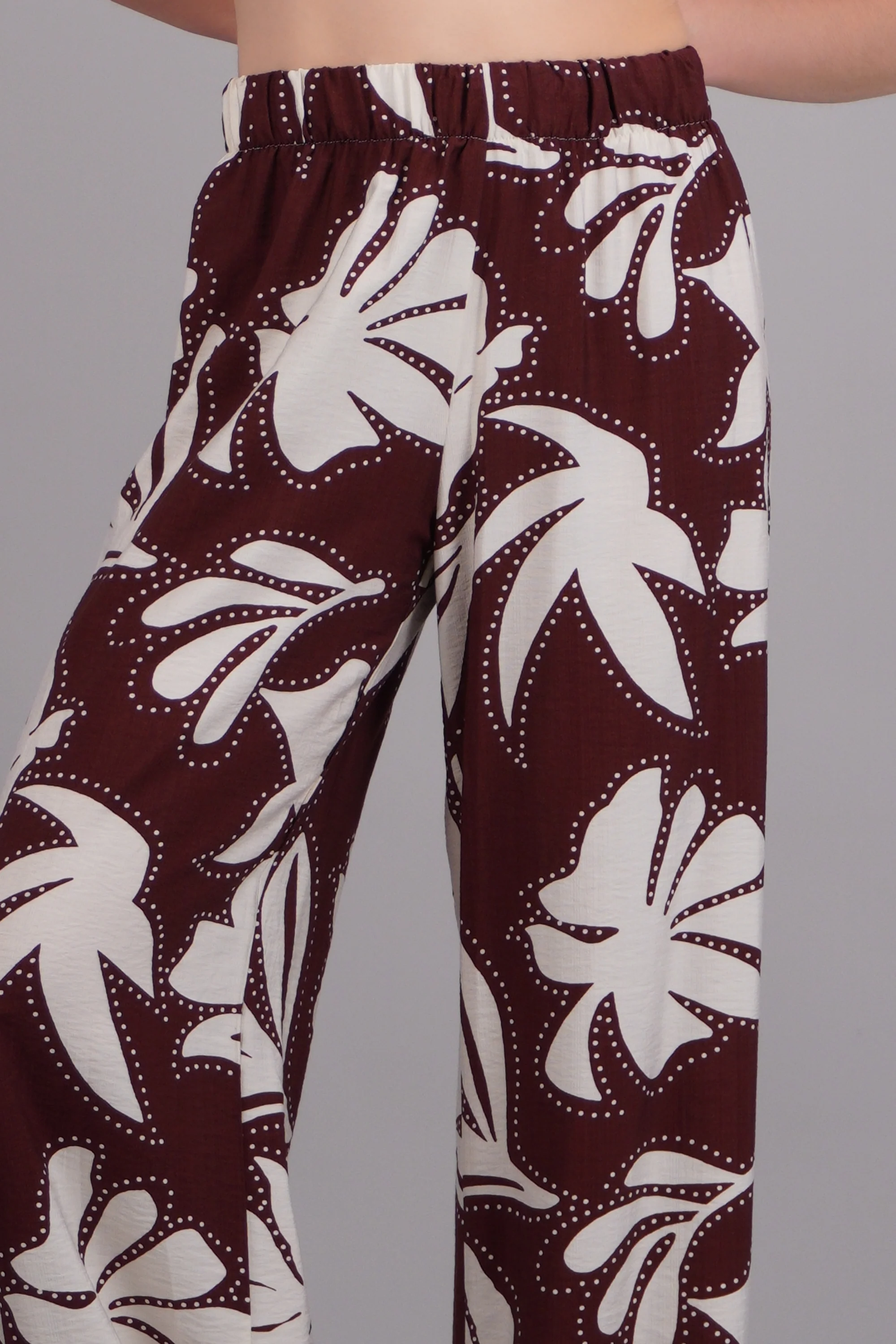 Pantalon estampado tropical - Image 5