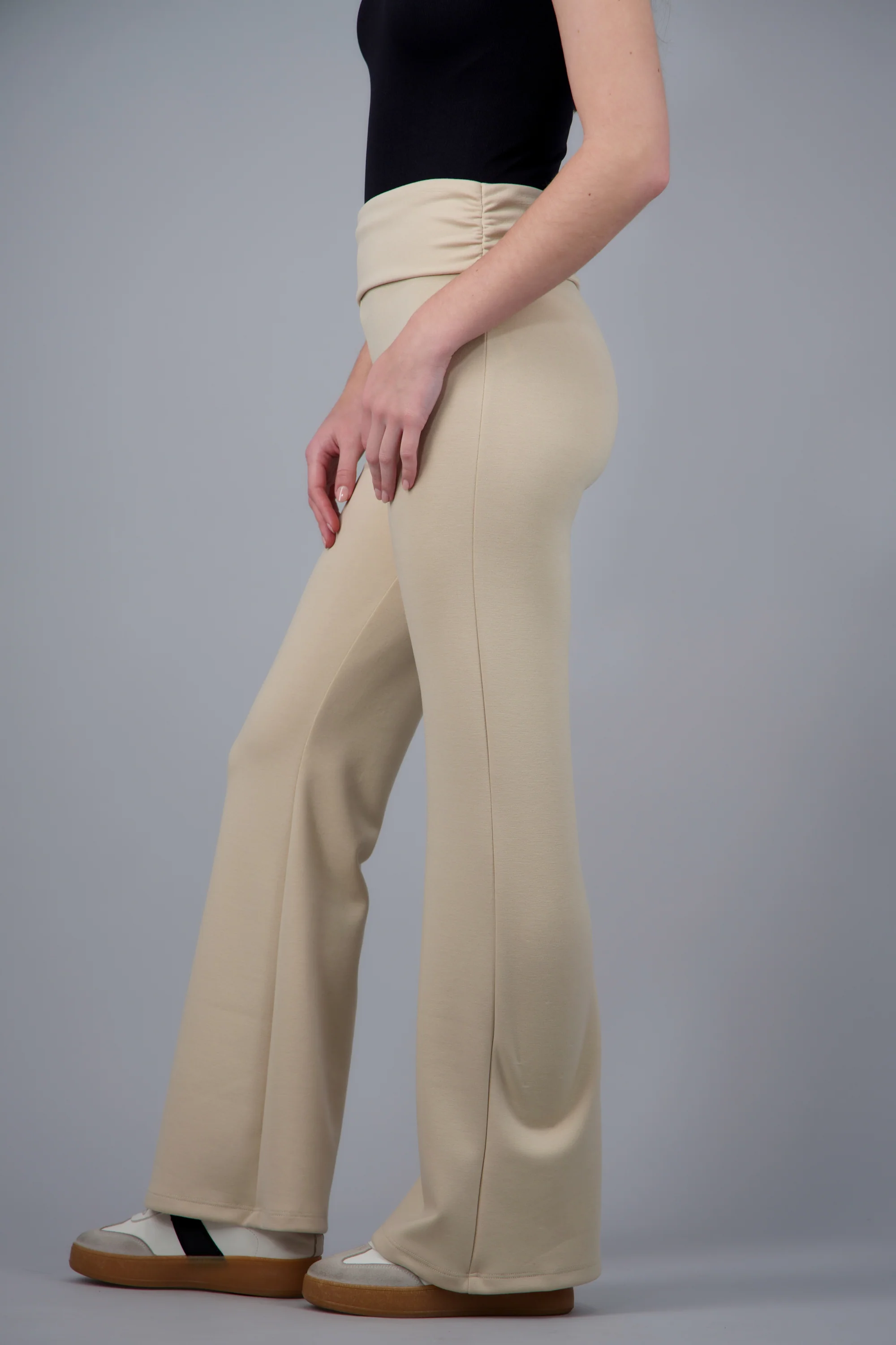 Pantalón flare detalle cintura - Image 3