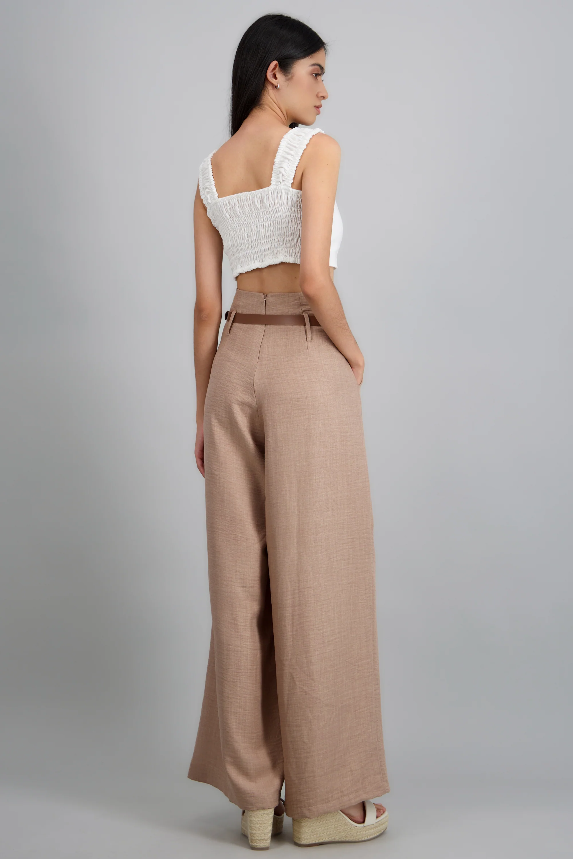 Pantalon fluido ligero detalle cinturon - Image 4