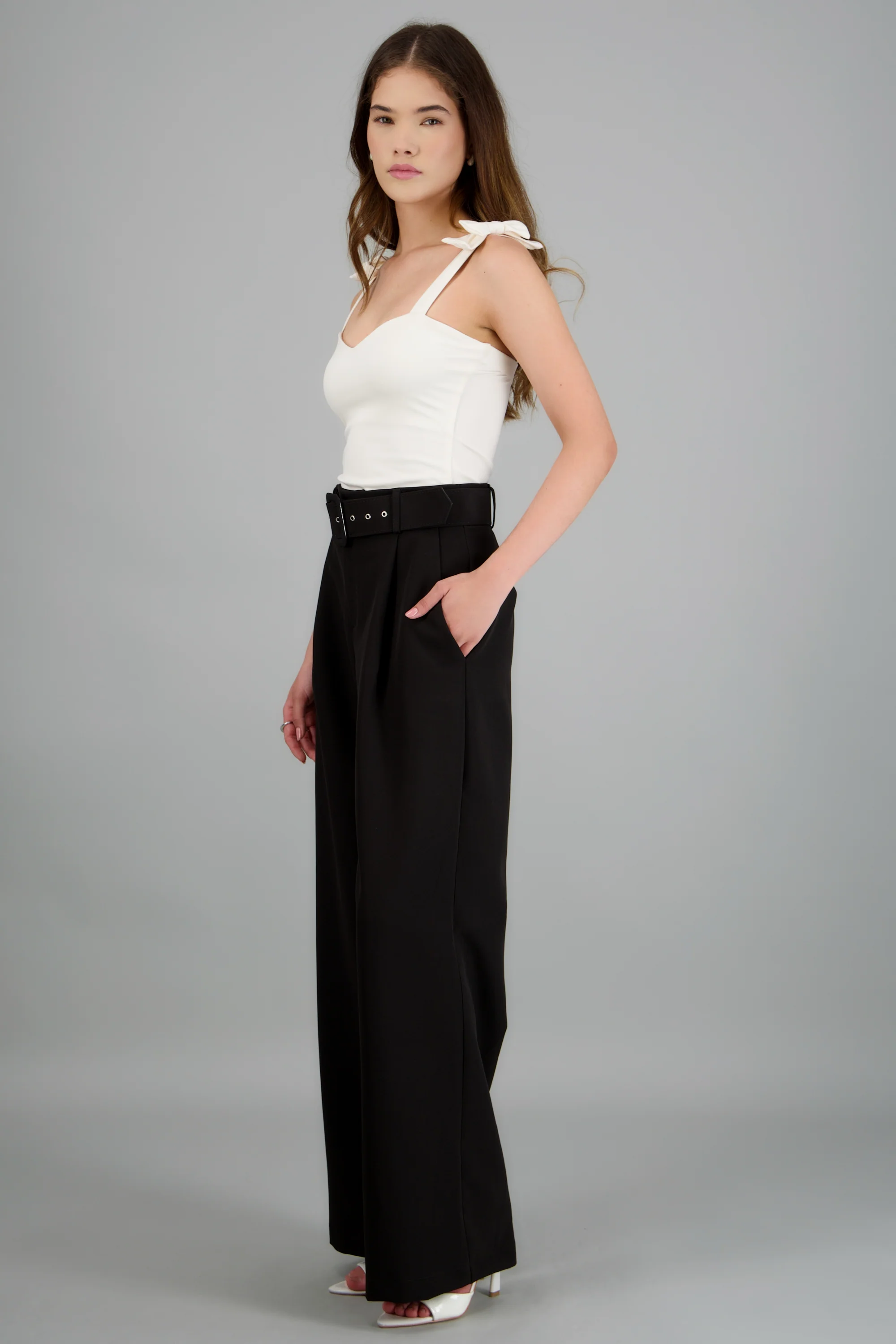 Pantalón liso cinturón - Image 2