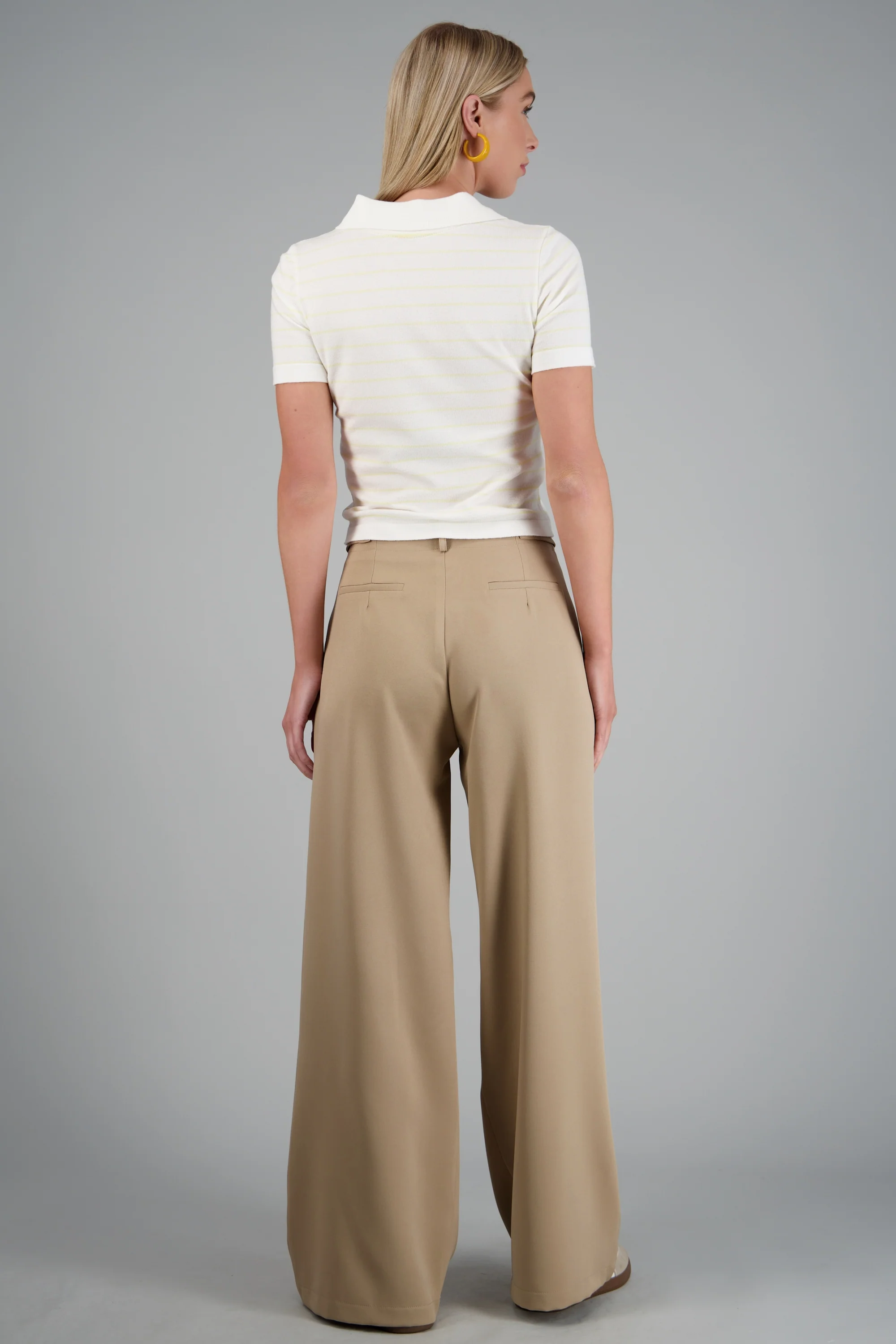 Pantalon liso detalle pinzas - Image 4