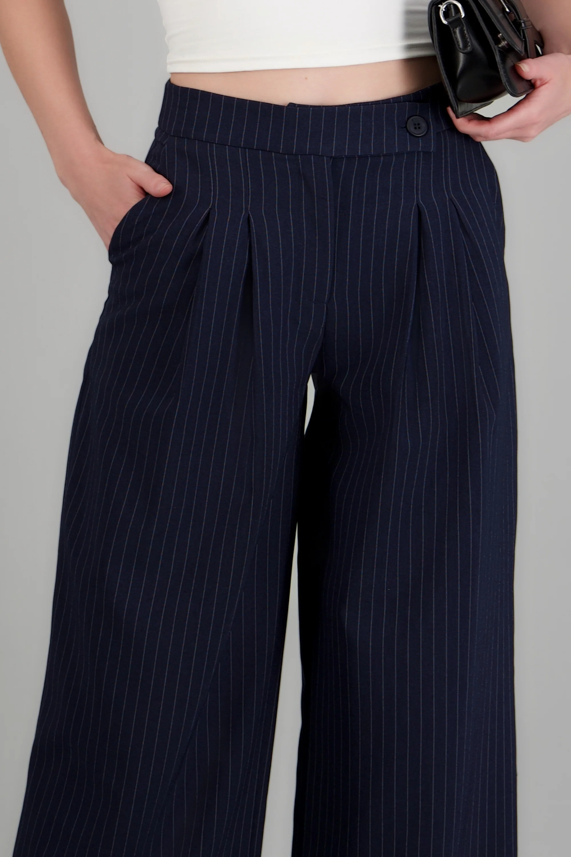 Pantalon rayas detalle pinzas - Image 5