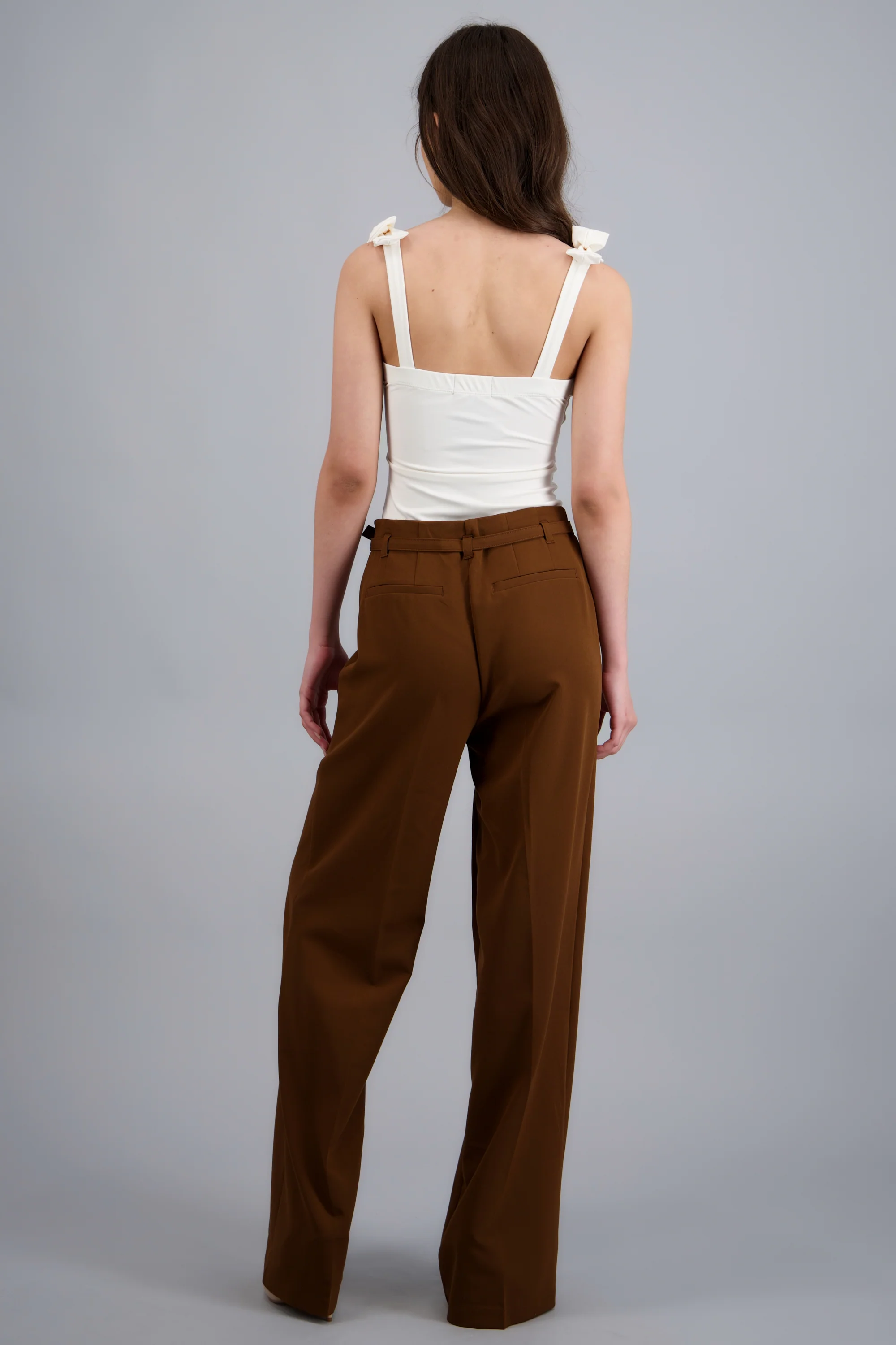 Pantalon sastreado detalle cinturon - Image 4