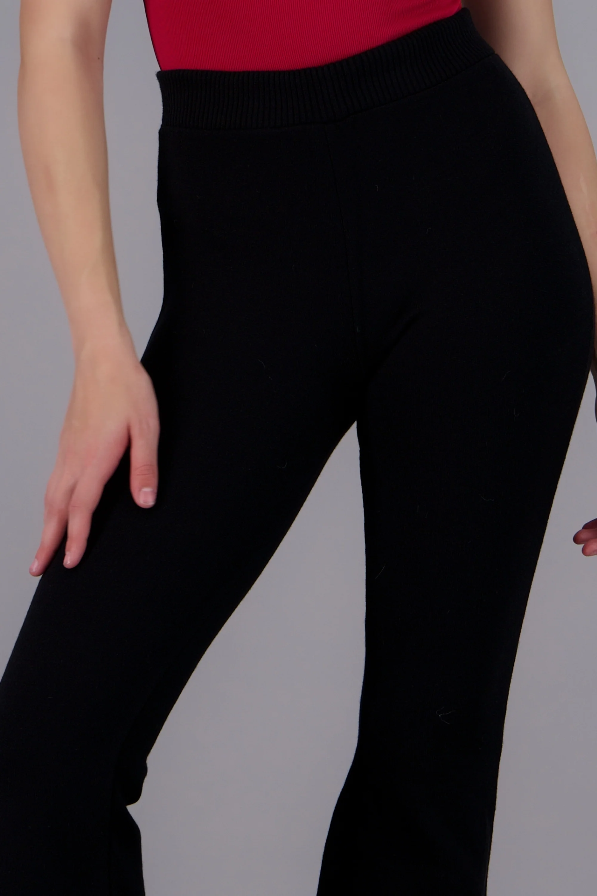 Pantalon tejido flare - Image 5