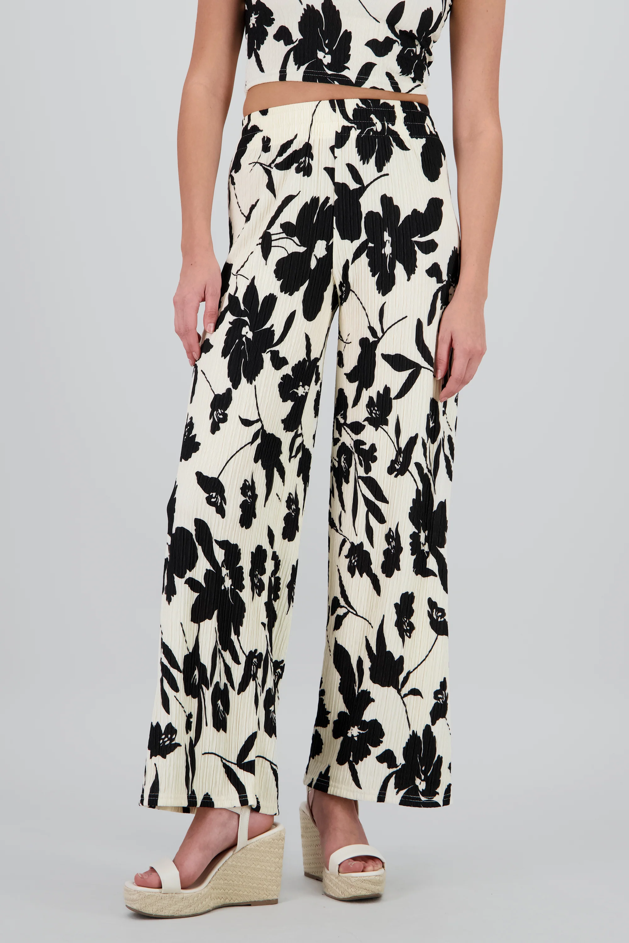 Pantalones fluidos flores tropicales - Image 2