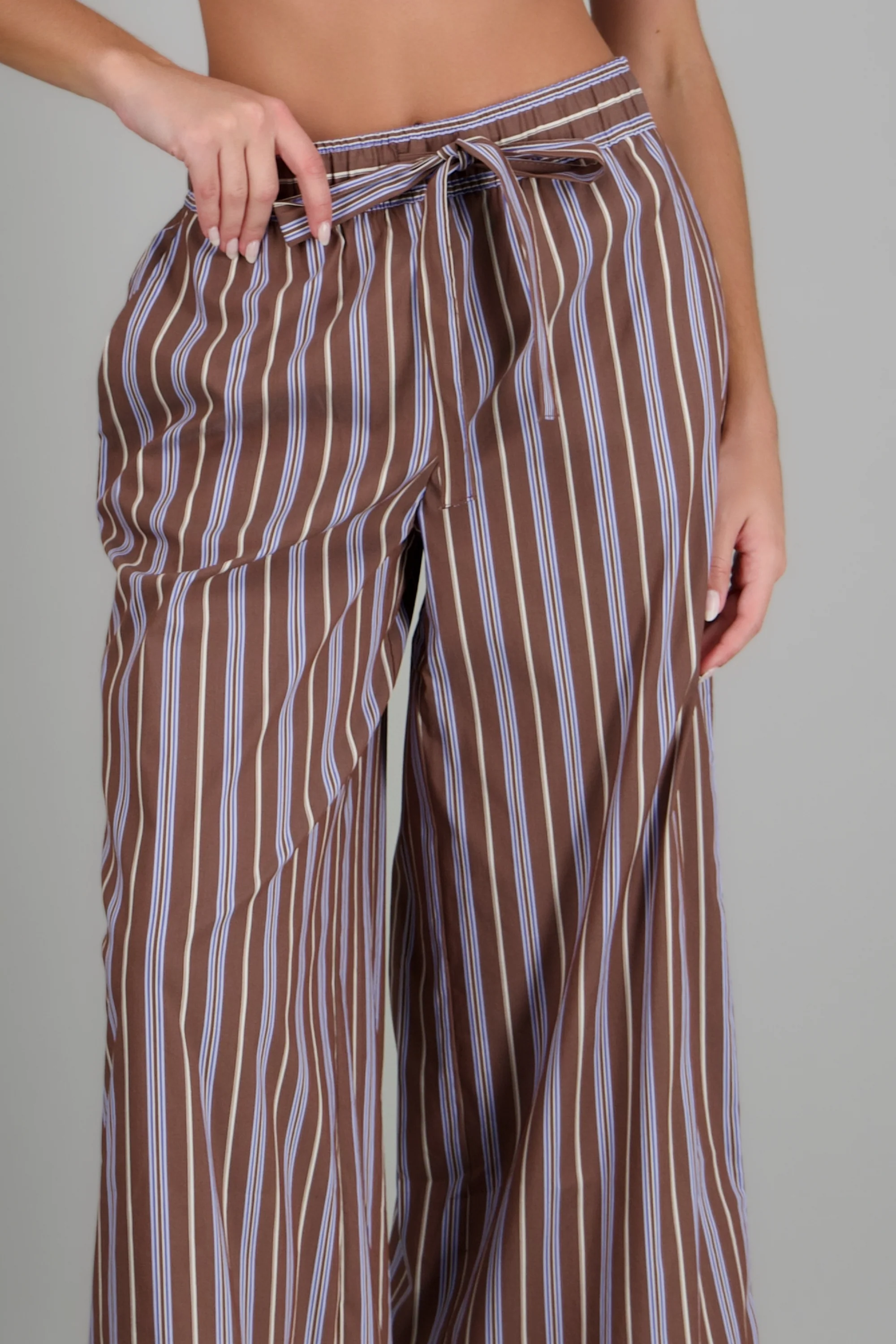 Pantalones lineas resortes - Image 5