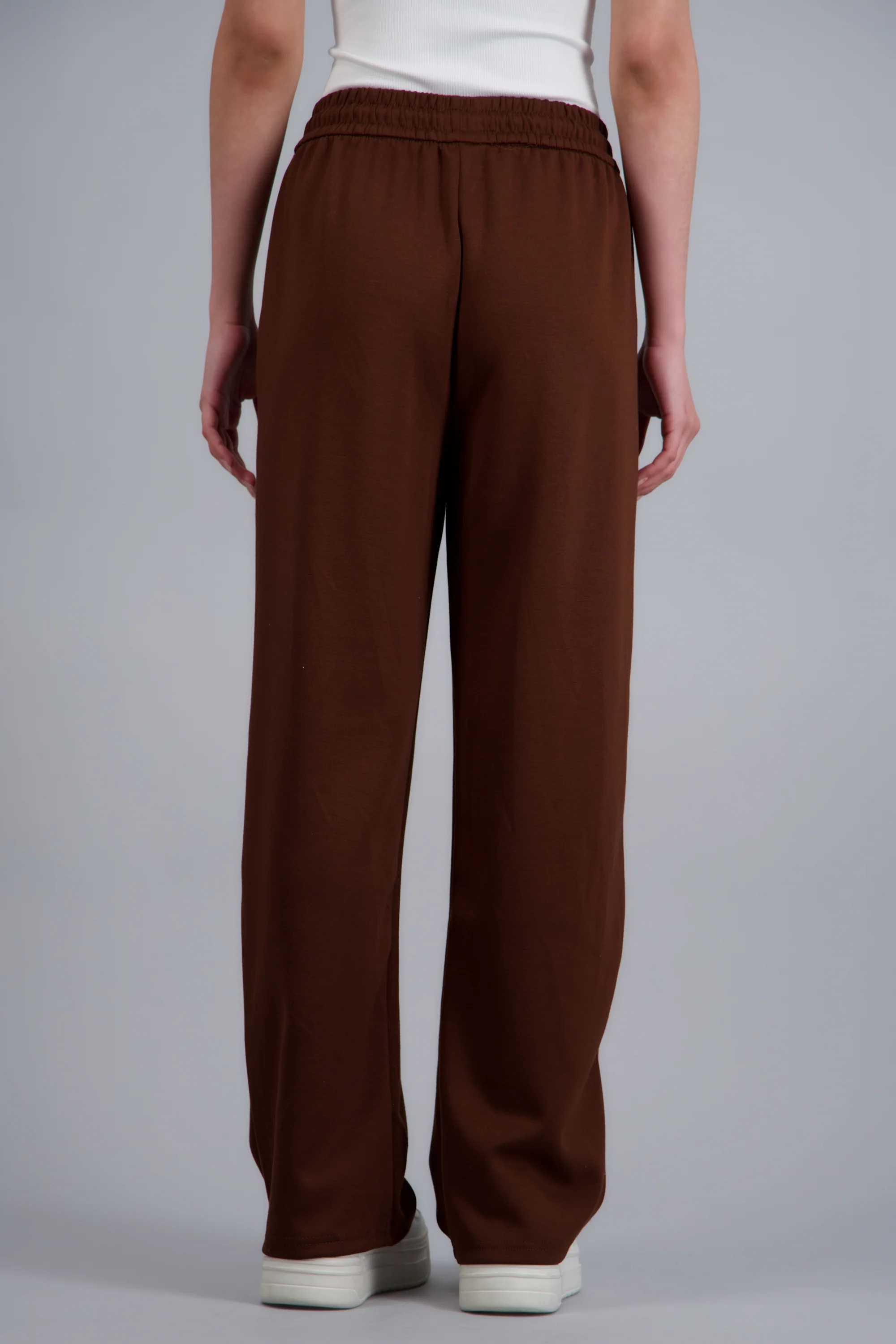 Pants lisos con bolsas - Image 4