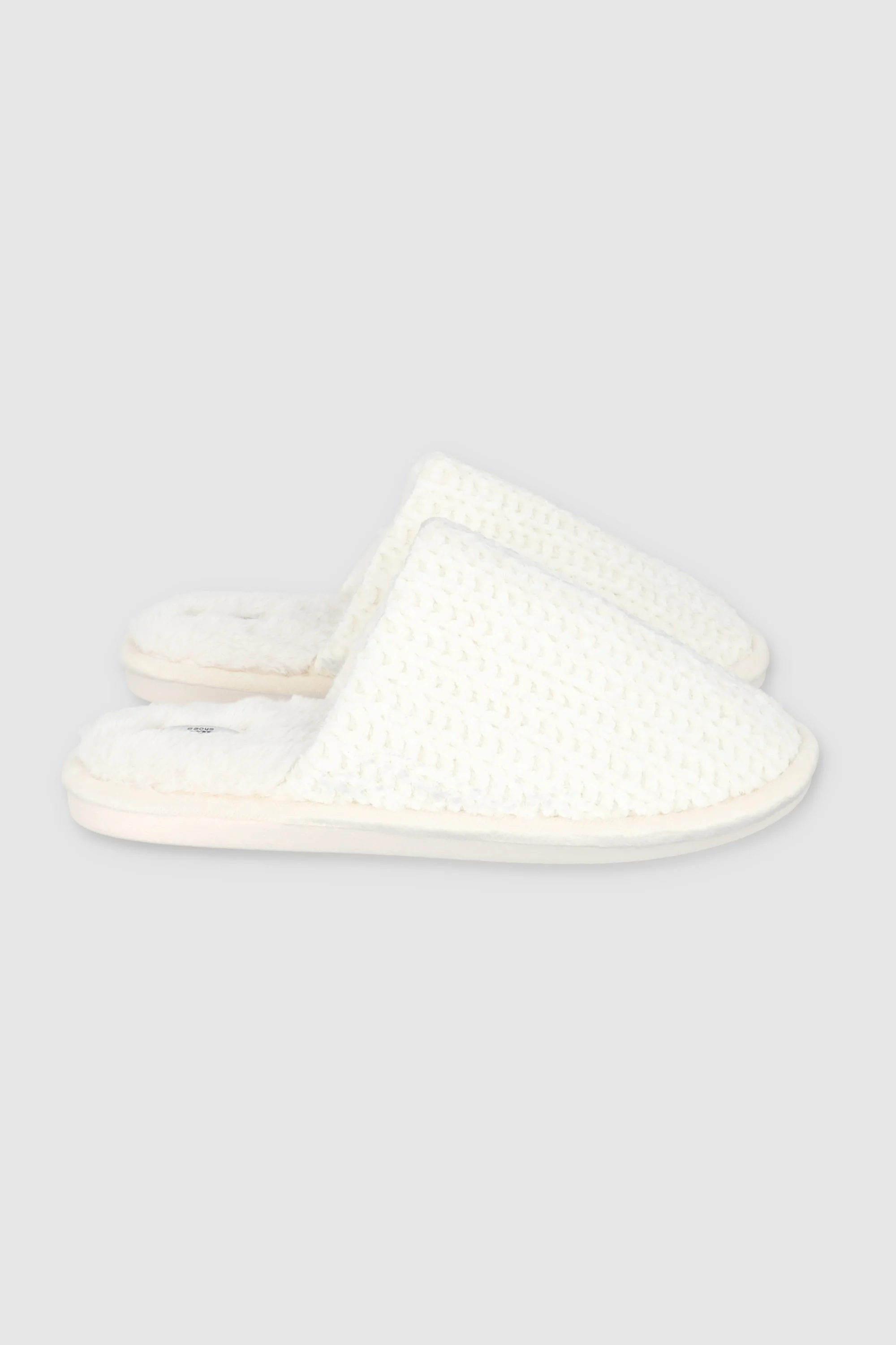 Pantufla mula tejida - Image 3