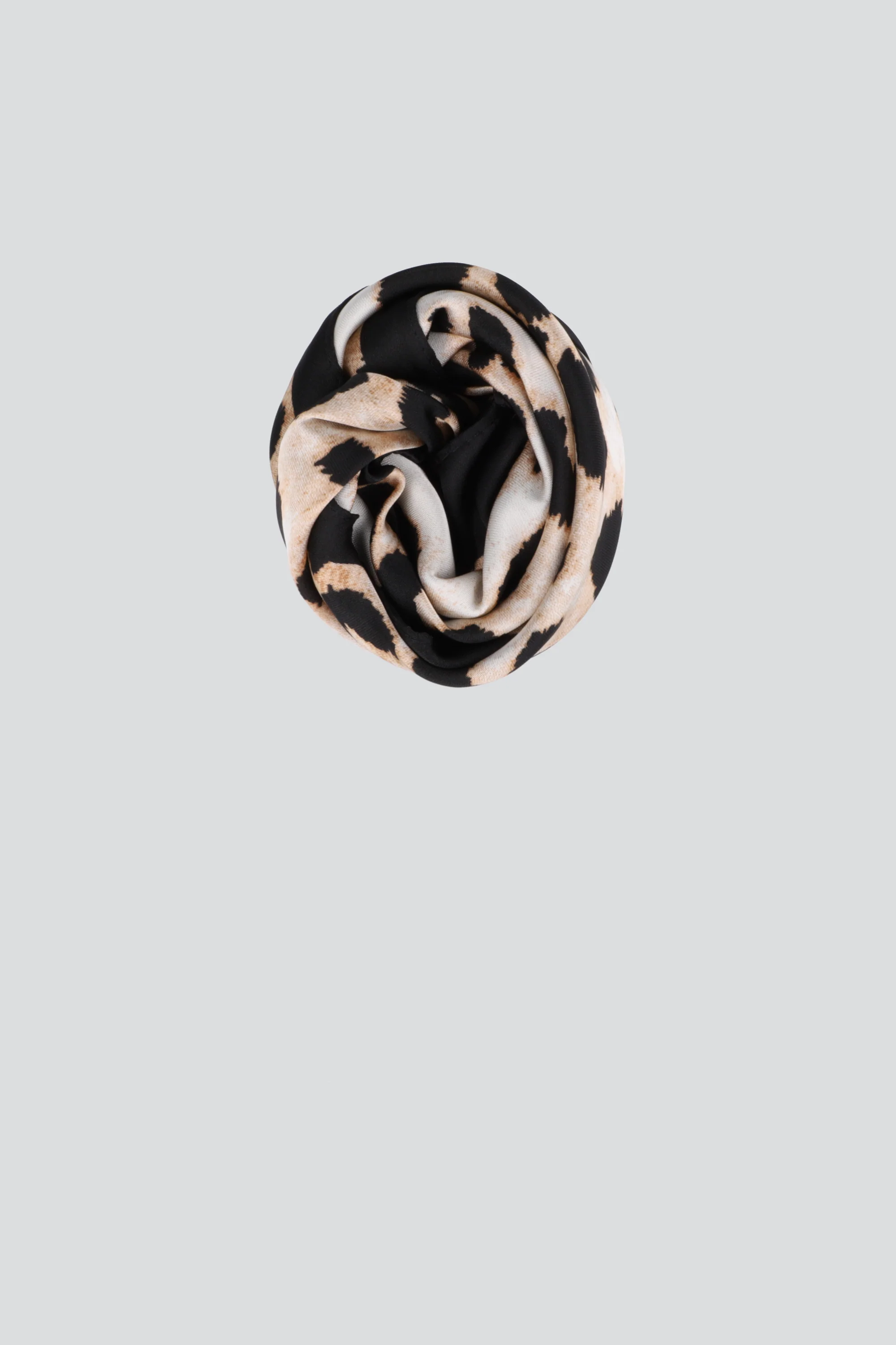 Pañuelo leopardo cenefa - Image 4
