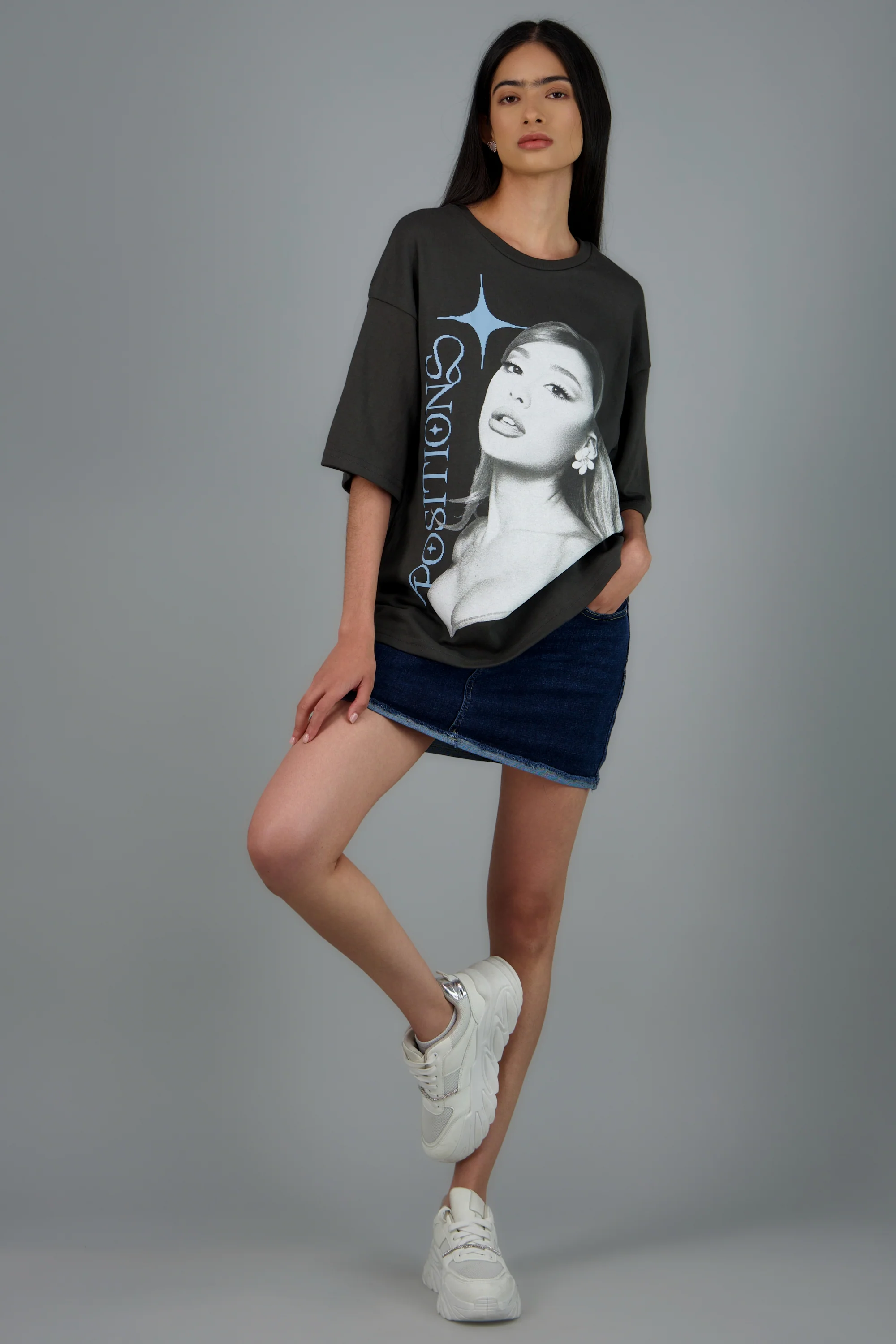 Playera Ariana Grande Positions - Image 3