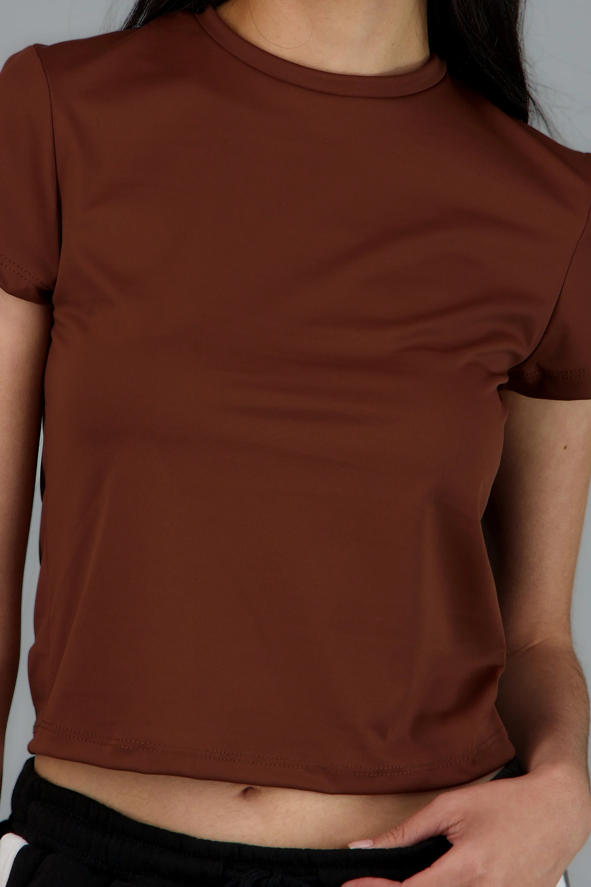 Playera deportiva manga corta lisa - Image 5
