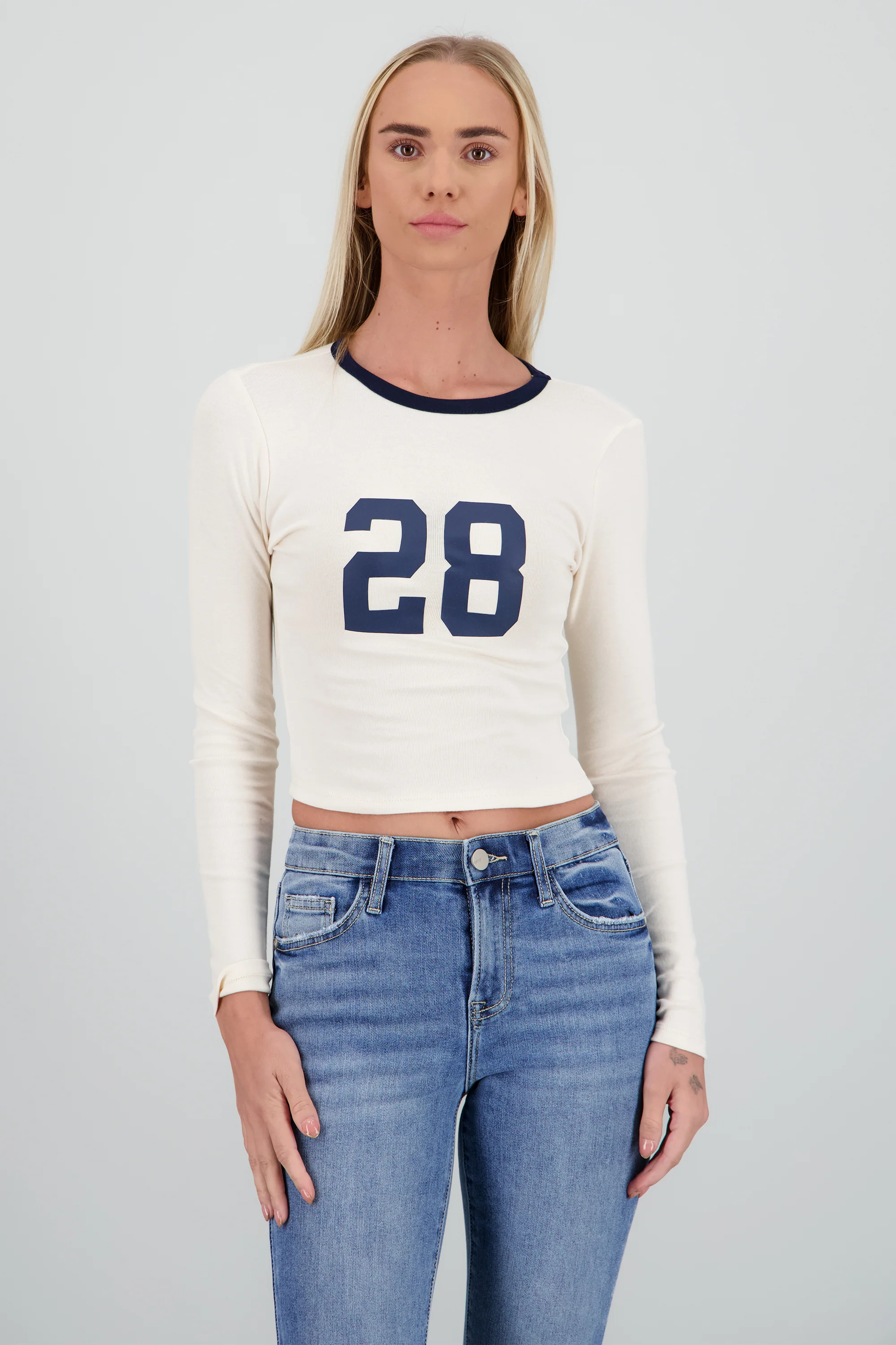 Playera estampado numero - Image 2