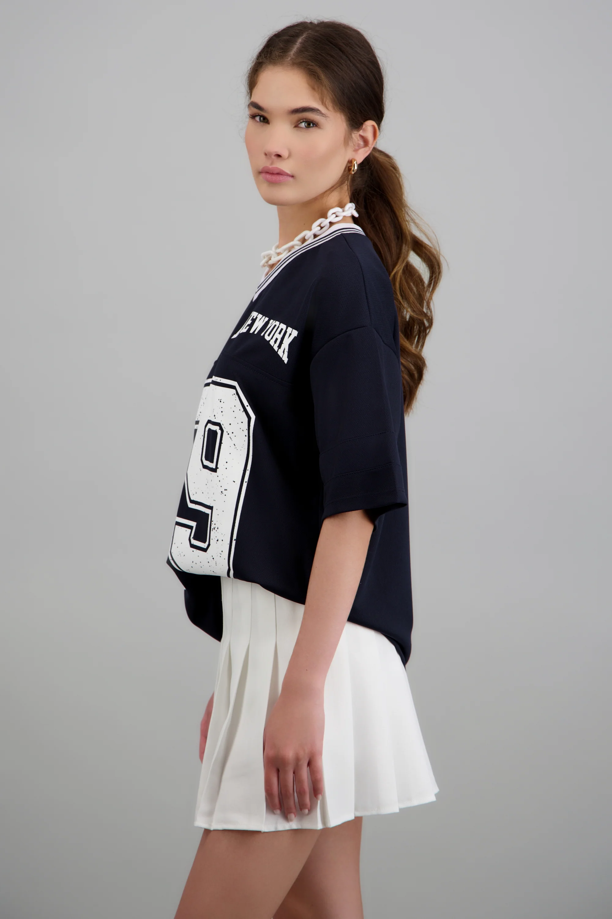Playera oversized estampado numero - Image 5