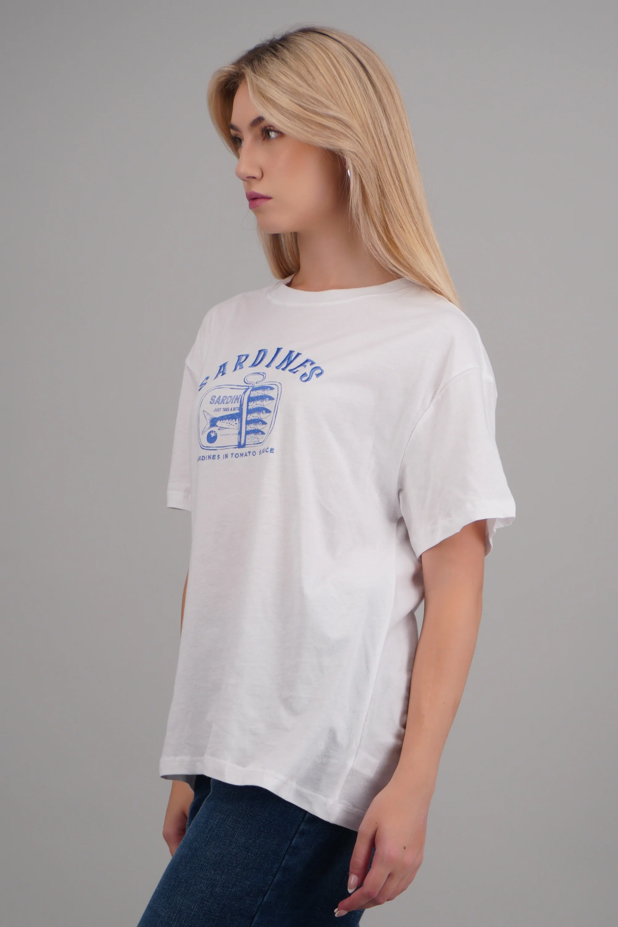 Playera oversized bordado sardinas - Image 3