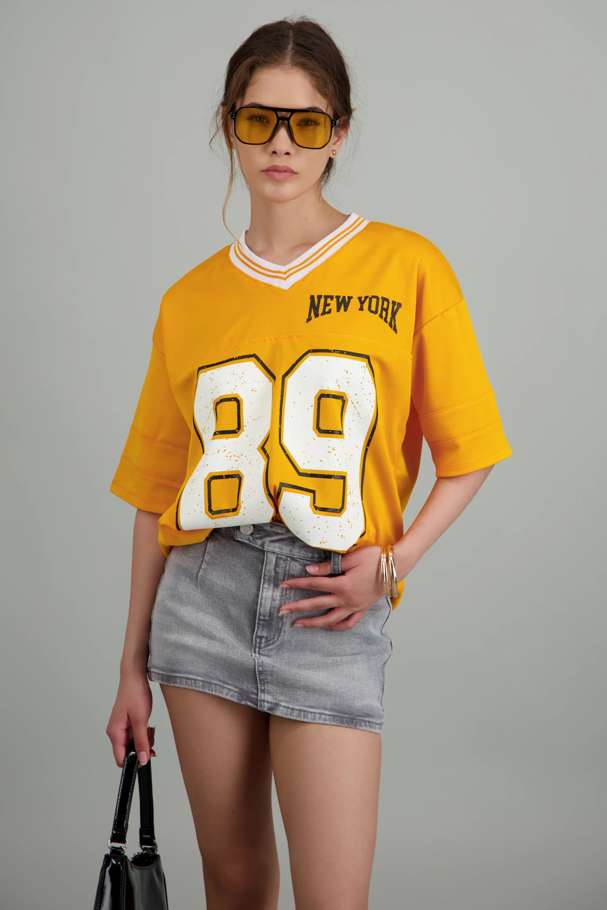 Playera oversized estampado numero - Image 3