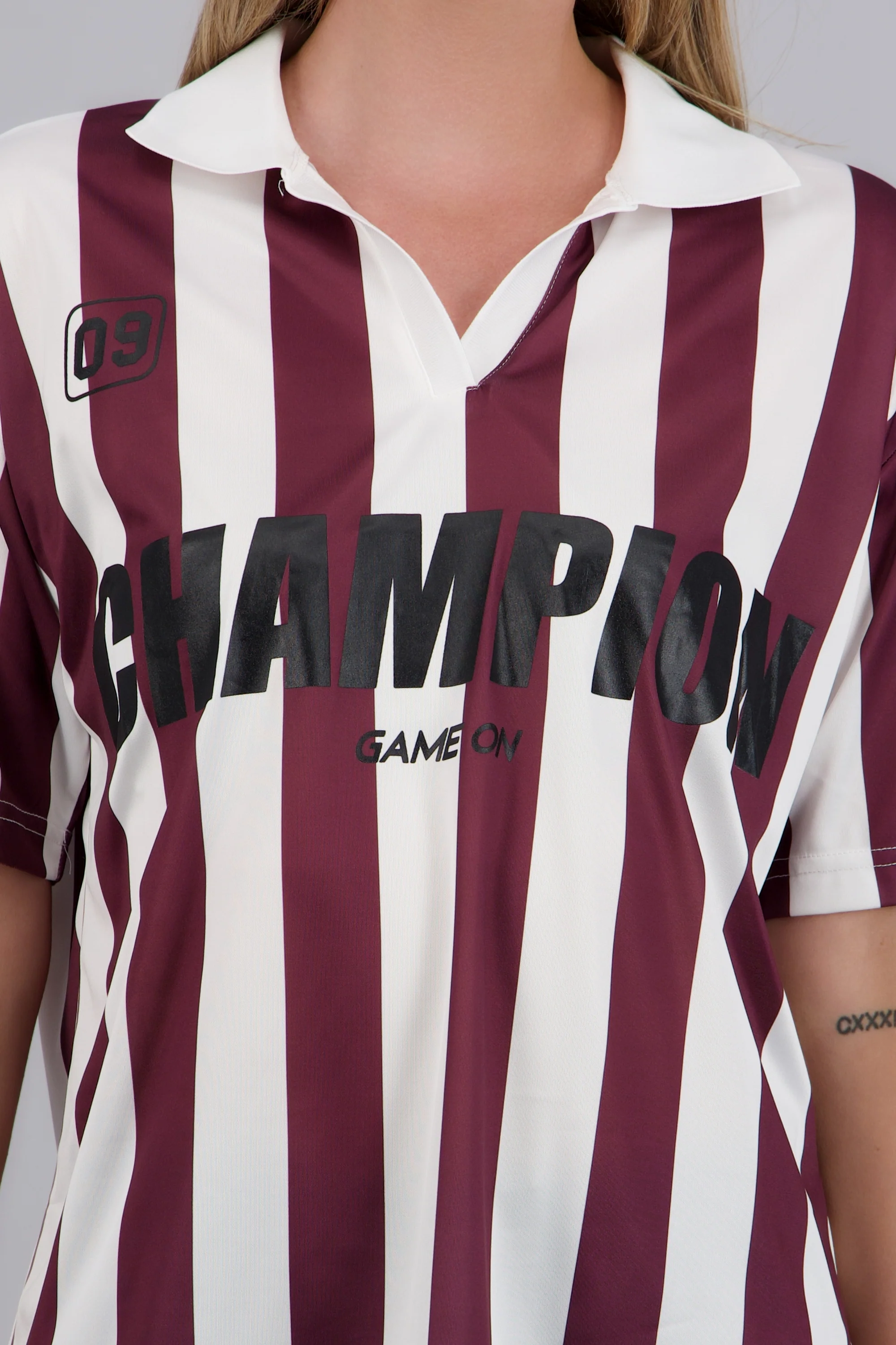 Playera tipo jersey rayas - Image 5