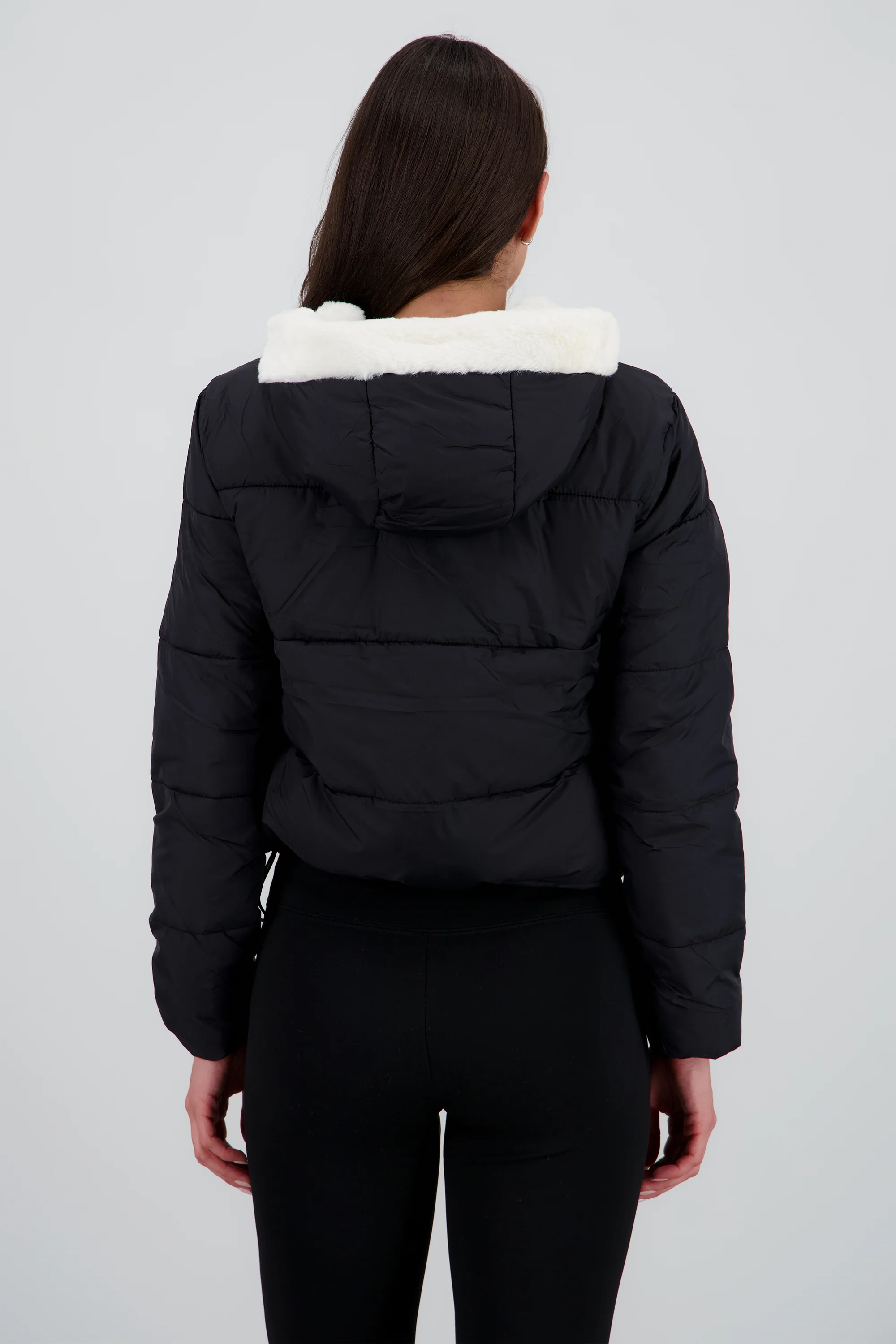 Puffer jacket con gorro peluche - Image 4