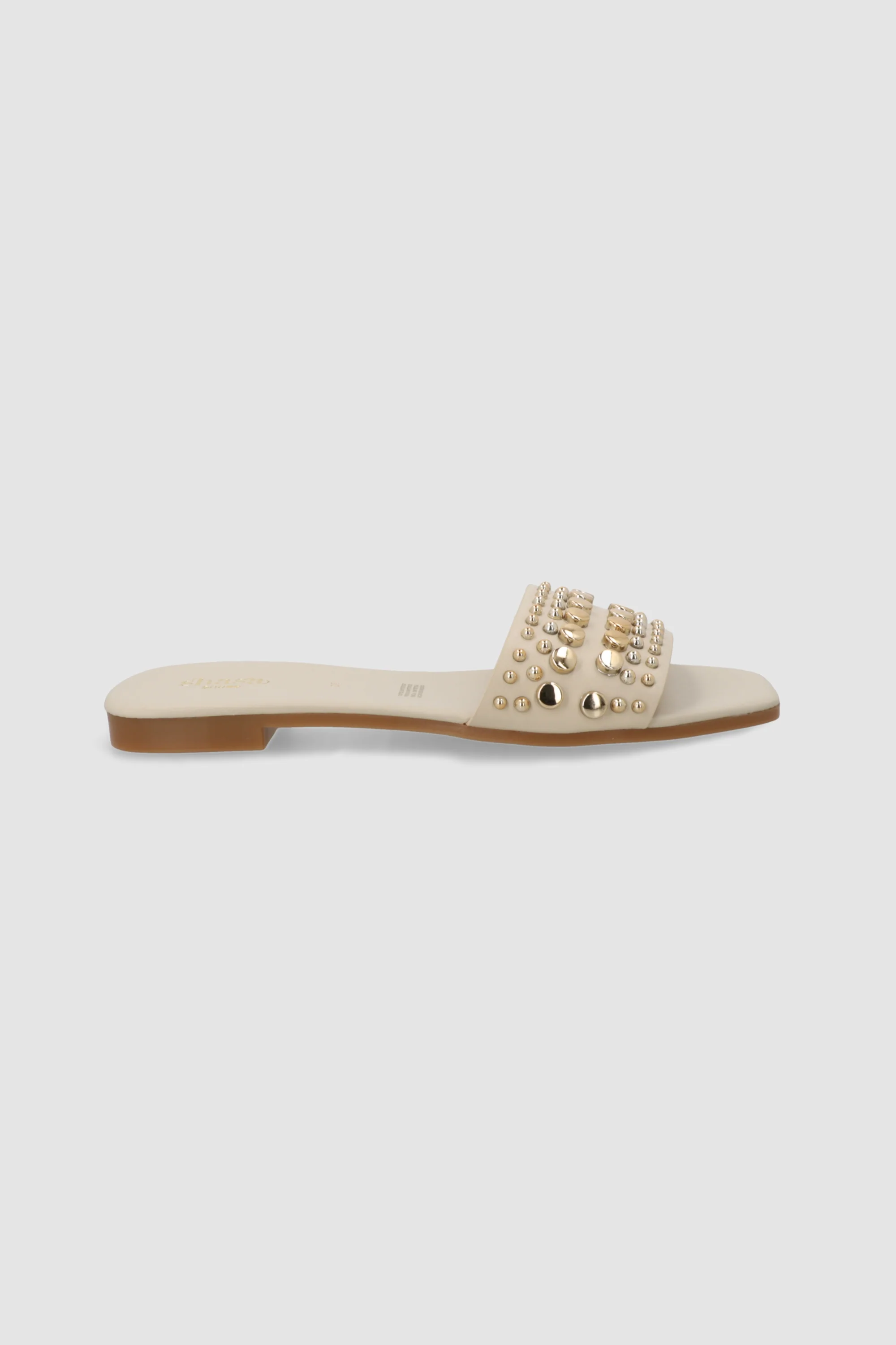 Sandalia mula multi studs