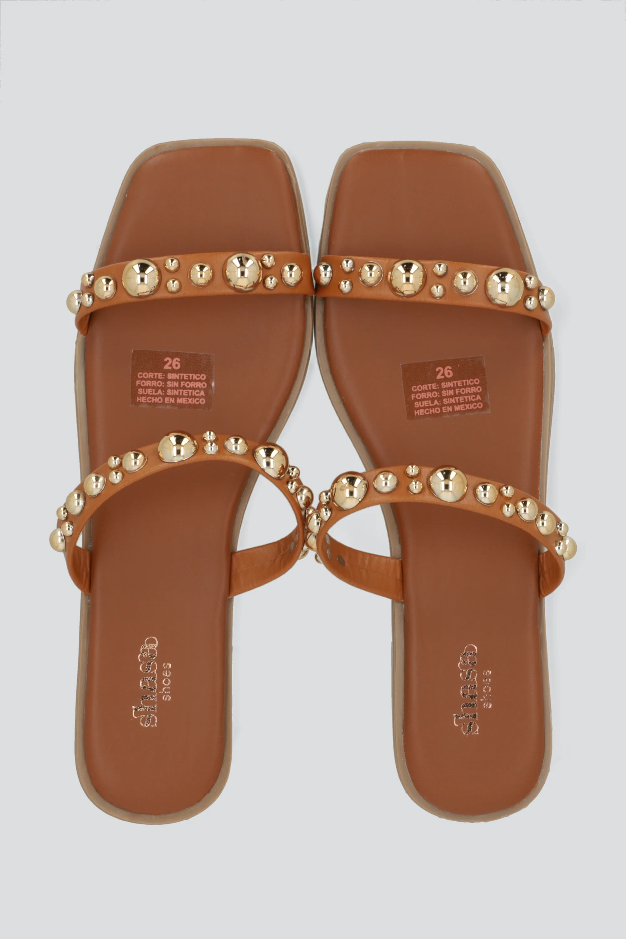 Sandalia tiras studs 3D