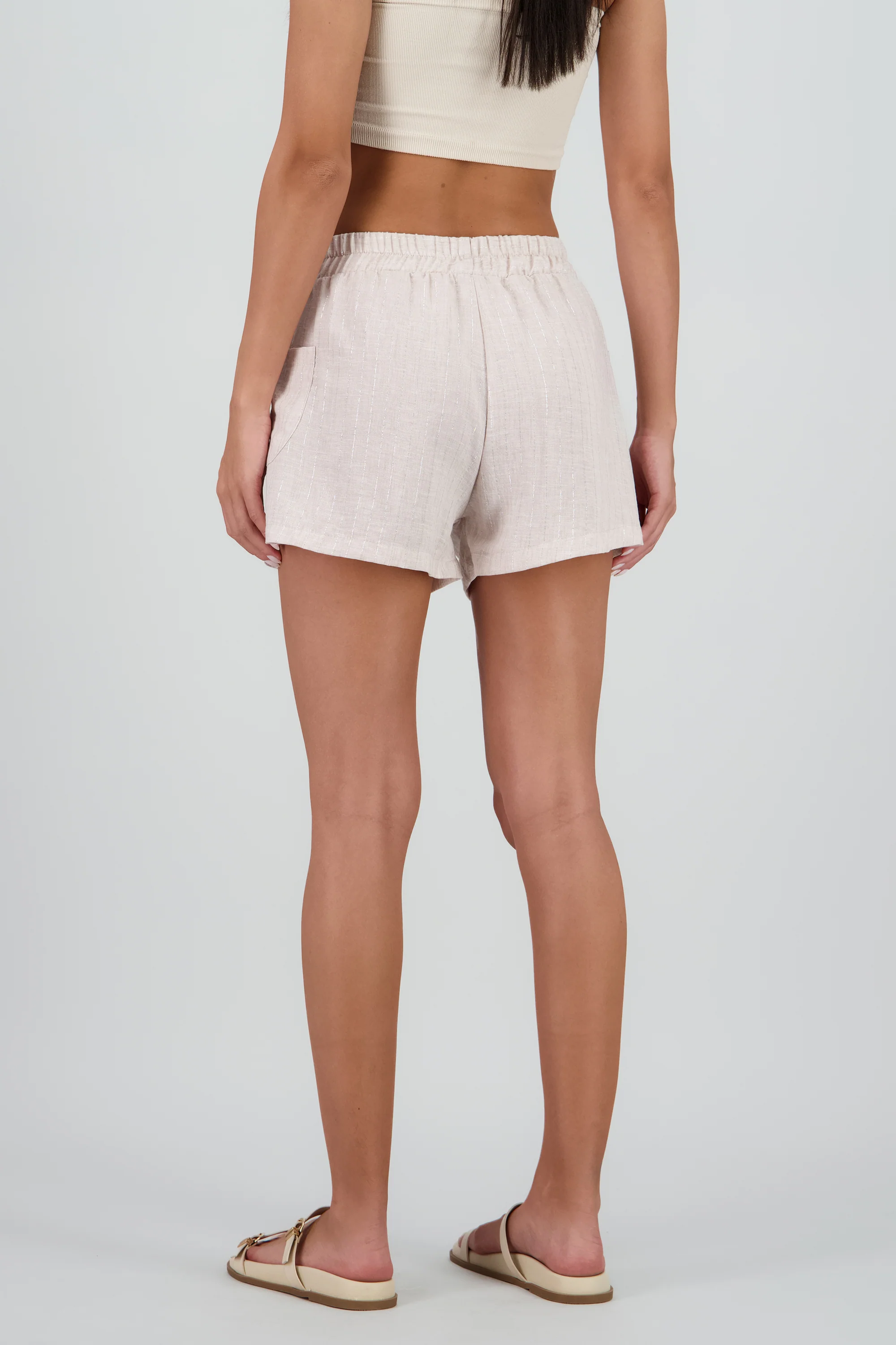 Short con resorte y bolsas - Image 4