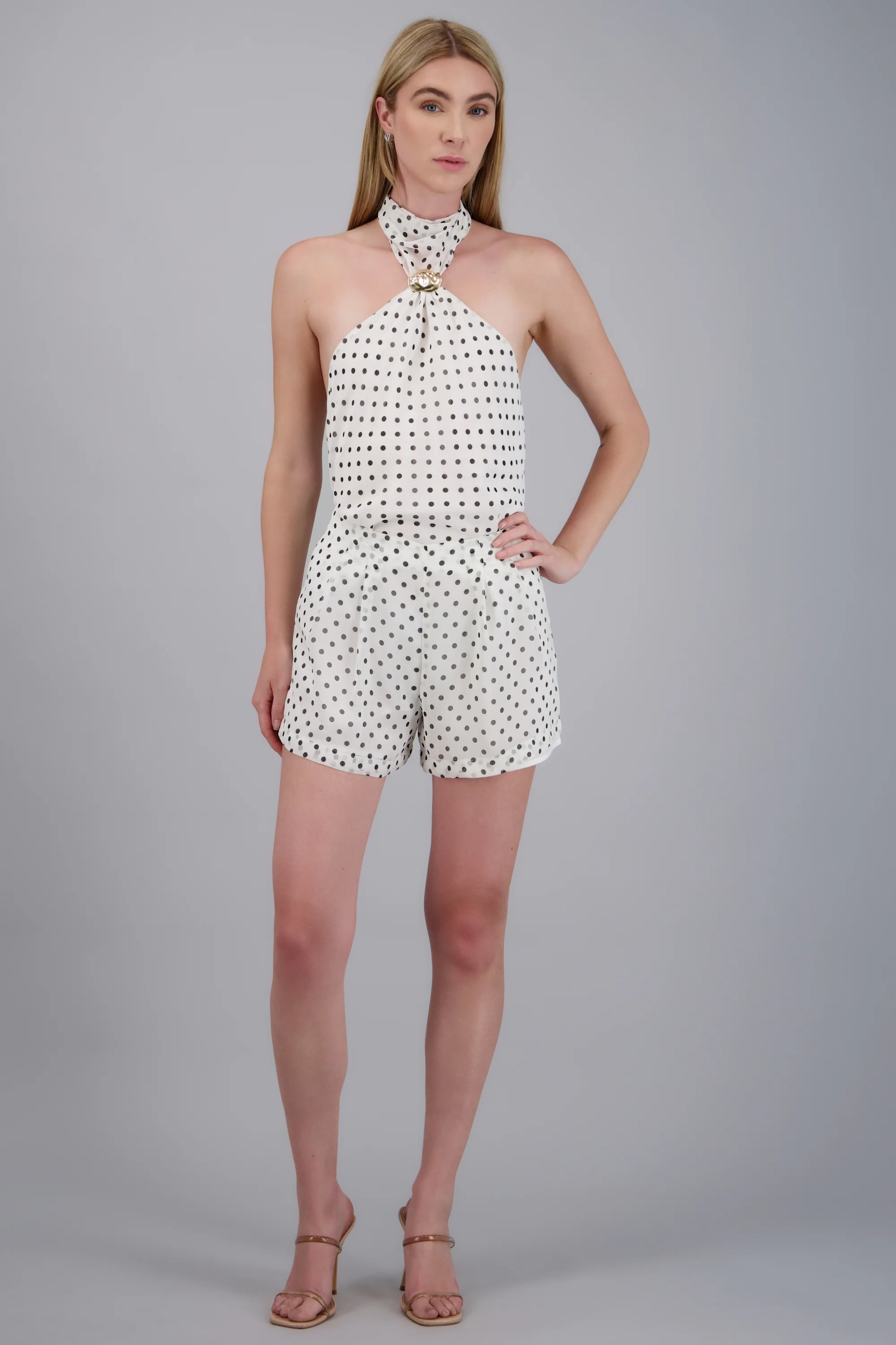 short mini fluido detalle polka dots