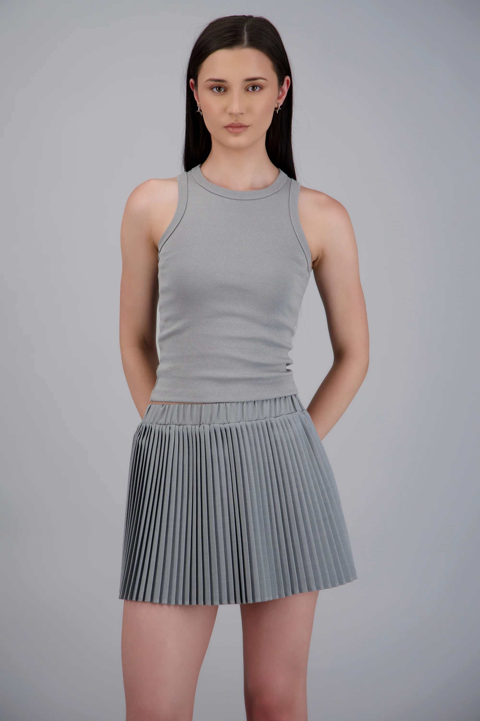 Tank top crop cuello redondo - Image 3