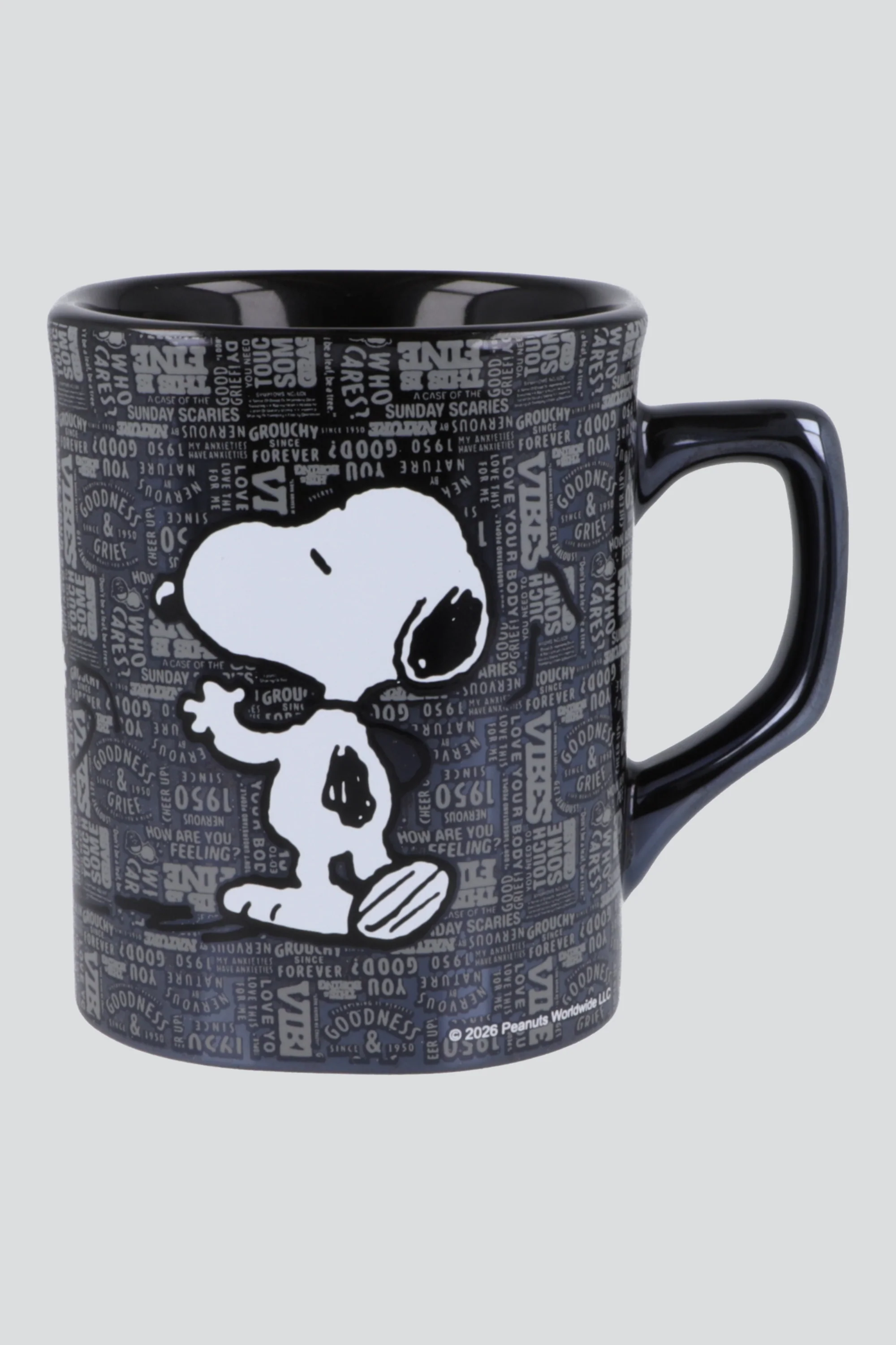 Taza iridiscente Snoopy 530 ml