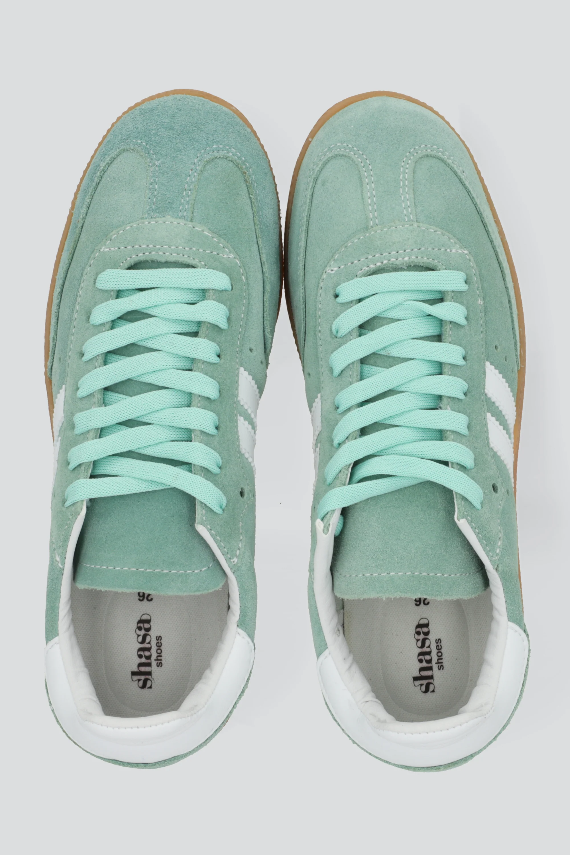 Tenis casual gamuza dos lineas - Image 3