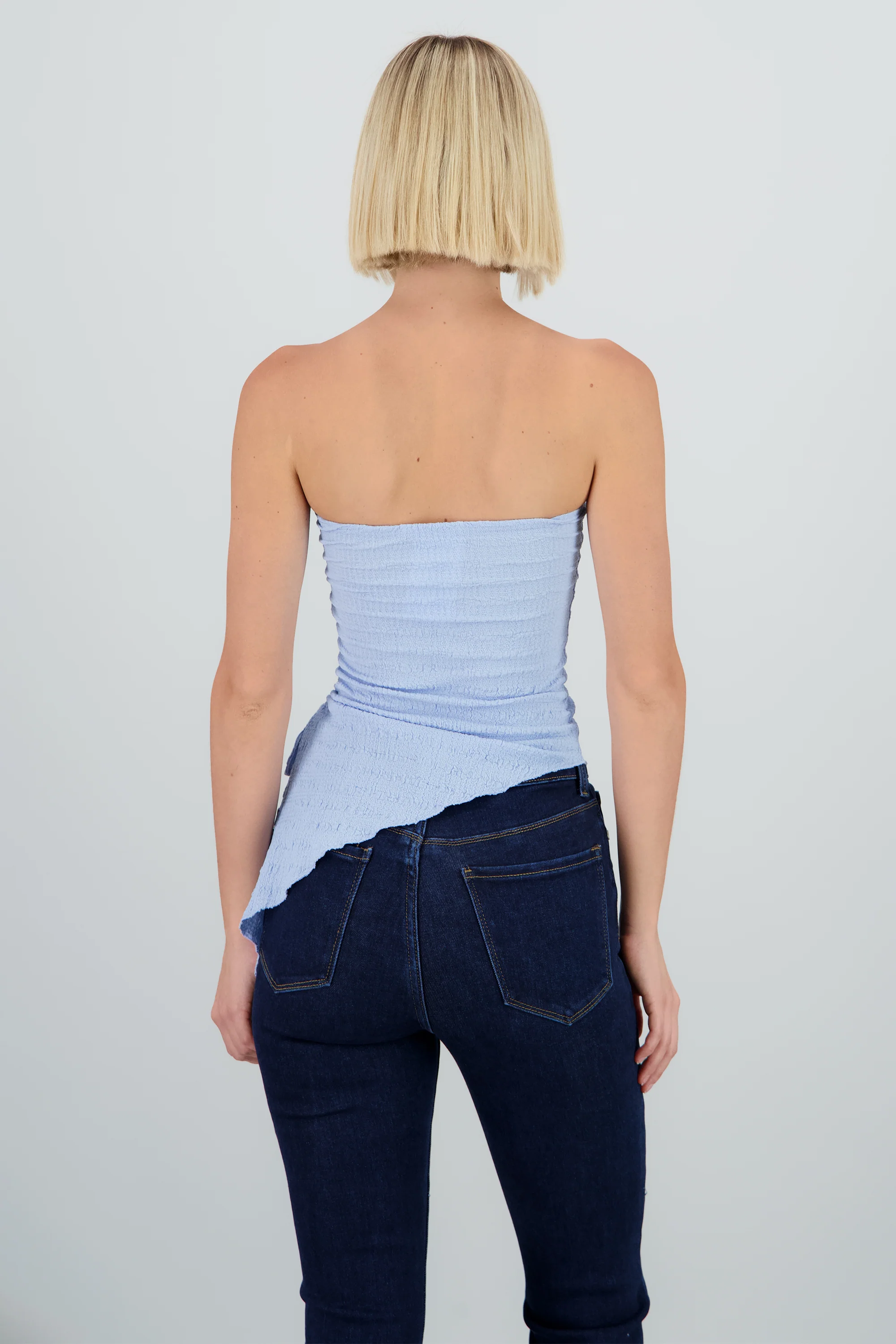 Top asimetrico con textura - Image 4
