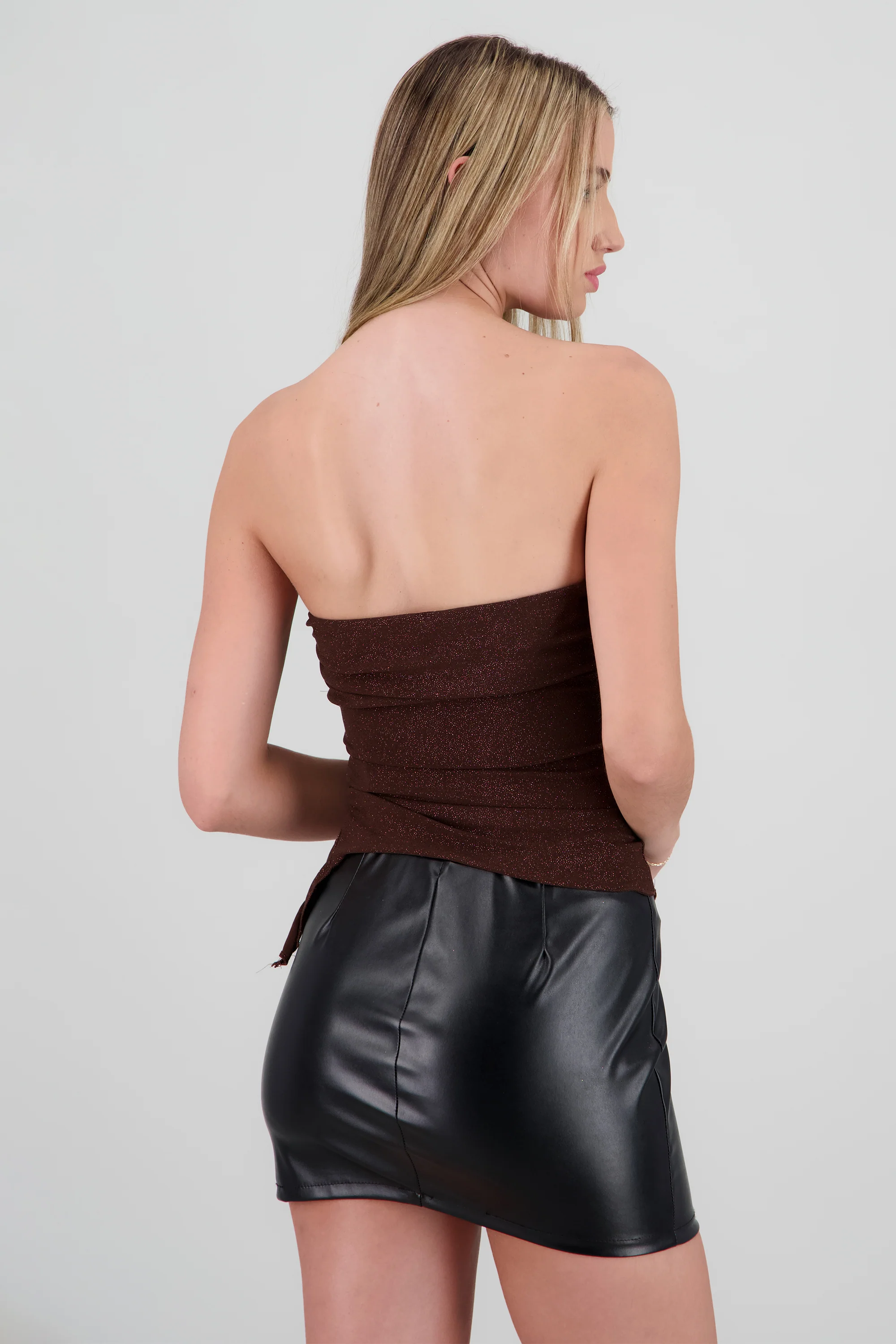 Top bandeau brillos detalle fruncido asimetrico - Image 4