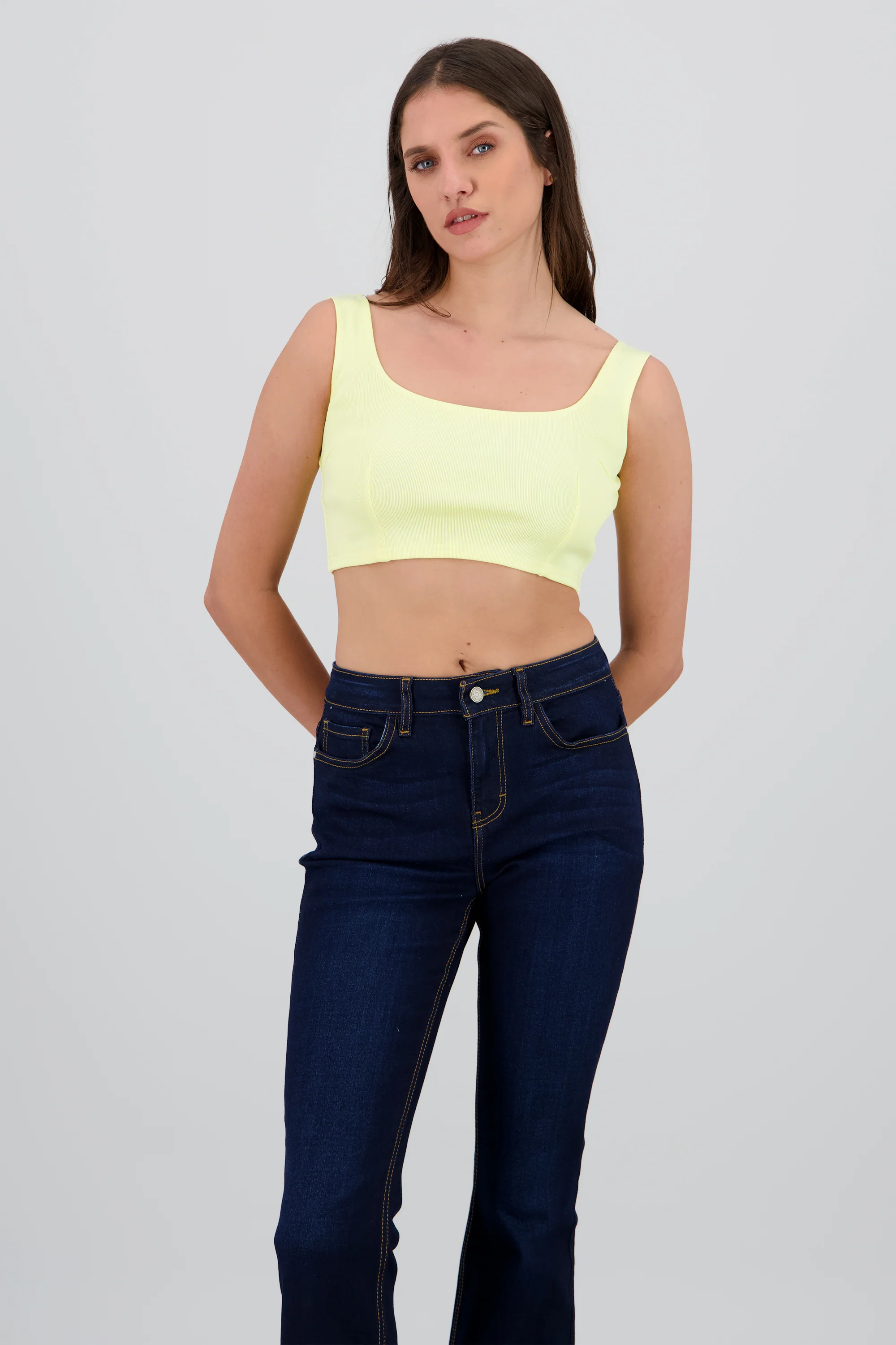 Top crop tirantes escote cuadrado - Image 2