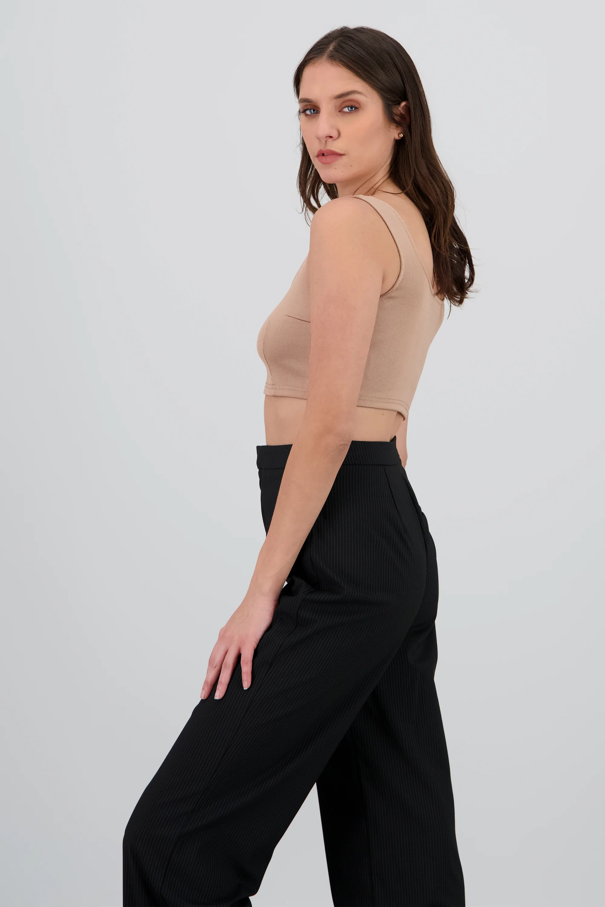 Top crop tirantes escote cuadrado - Image 3