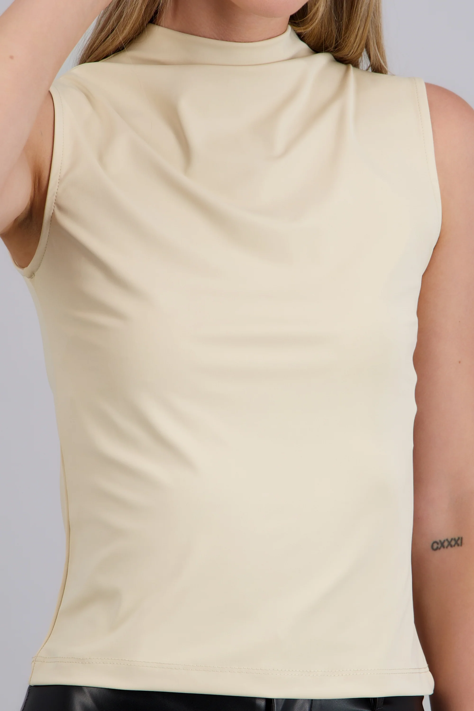Top cuello alto - Image 5