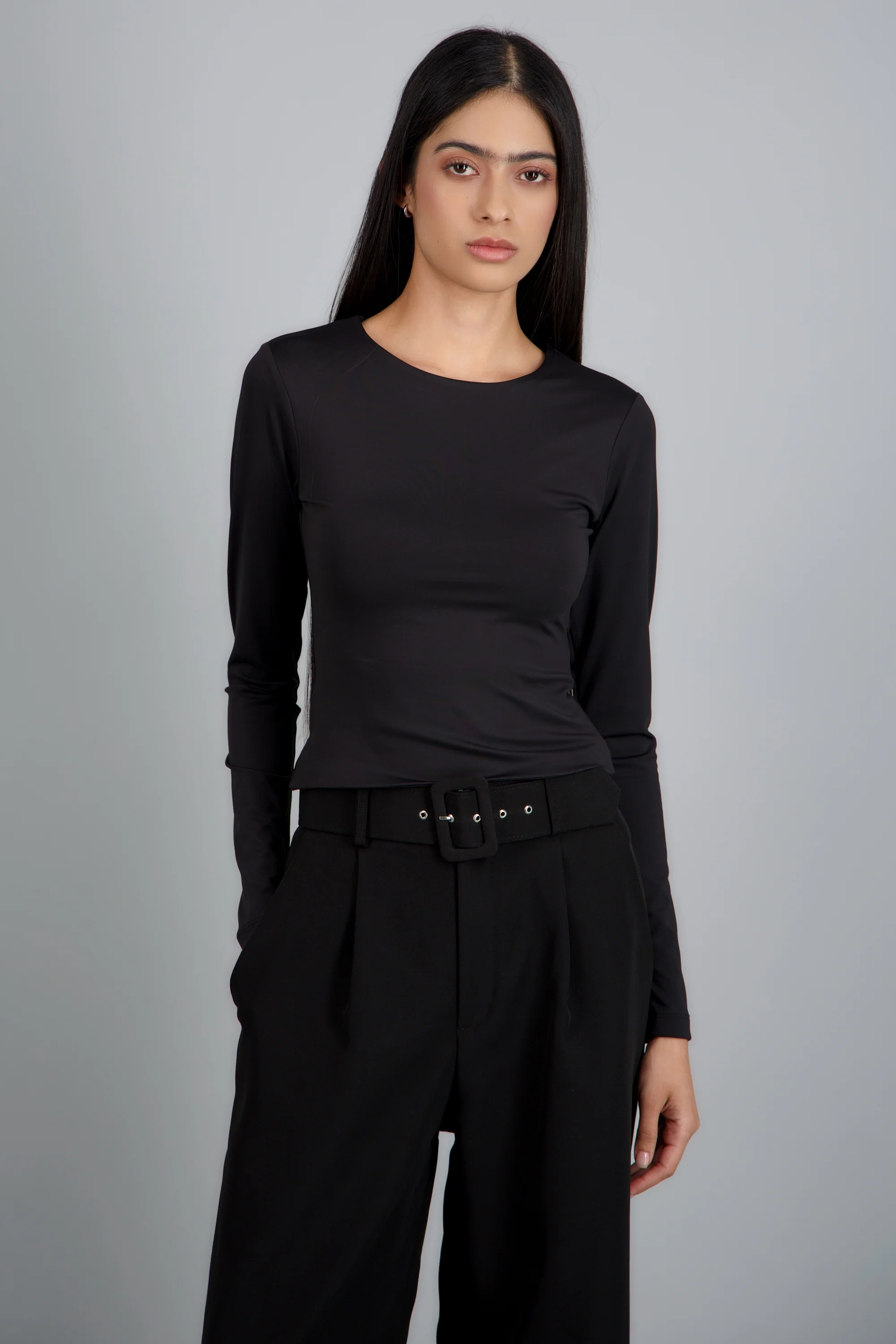top cuello redondo manga larga