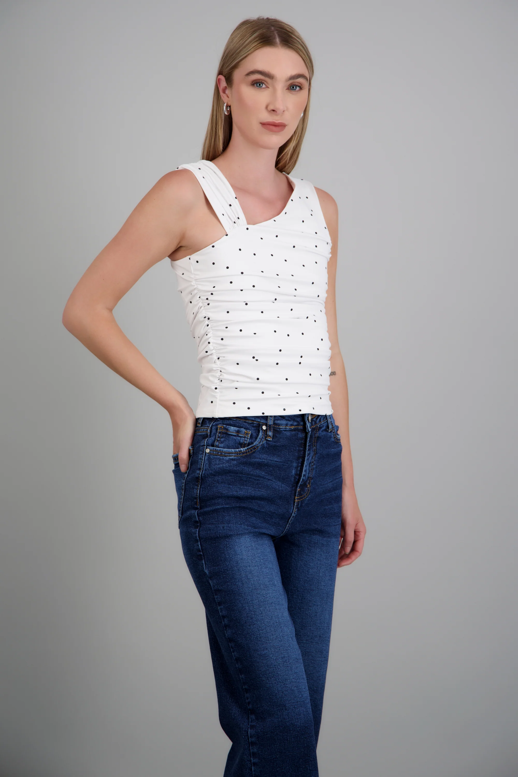 Top drapeado asimetrico polka dots - Image 2