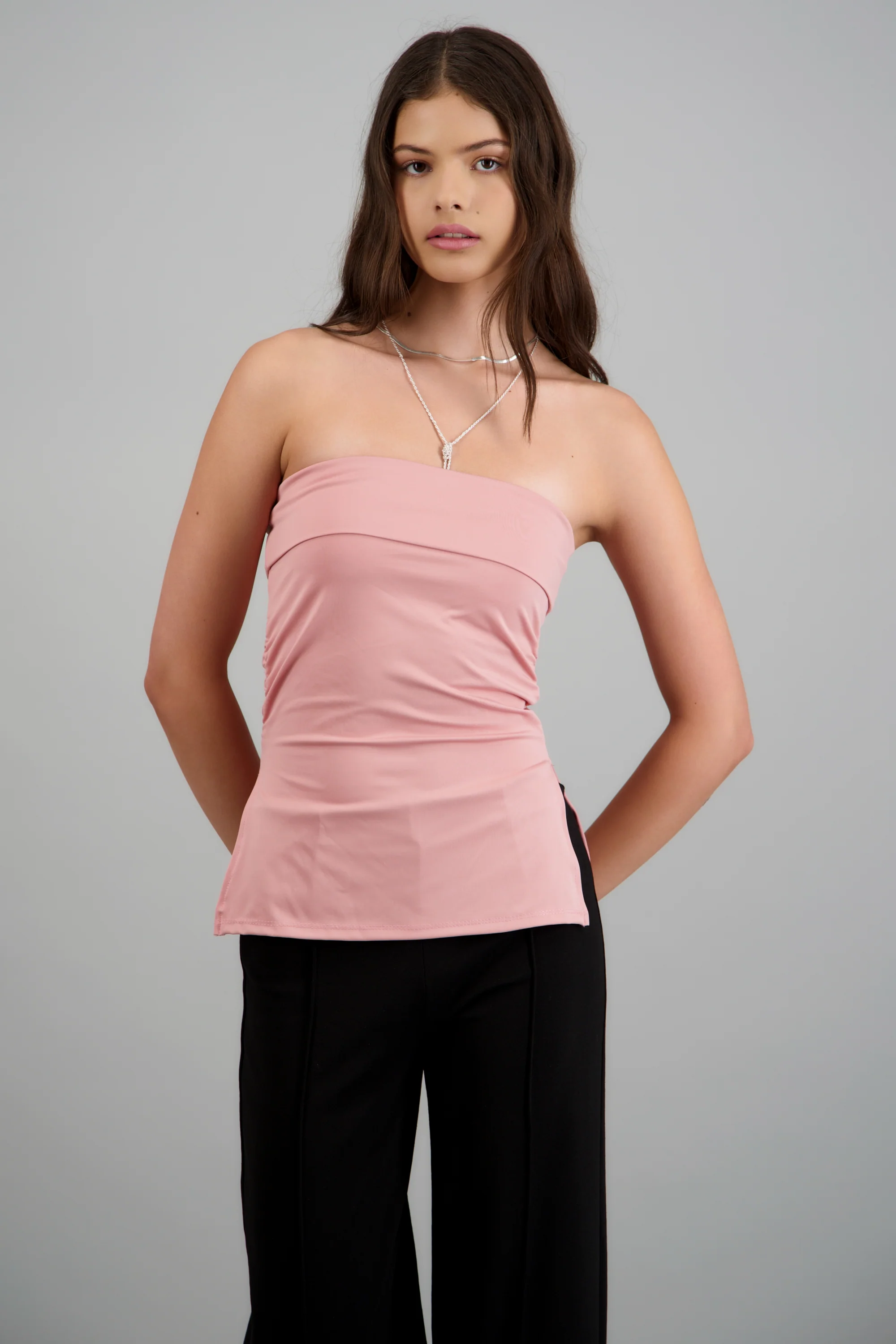 Top drapeado con aberturas - Image 3