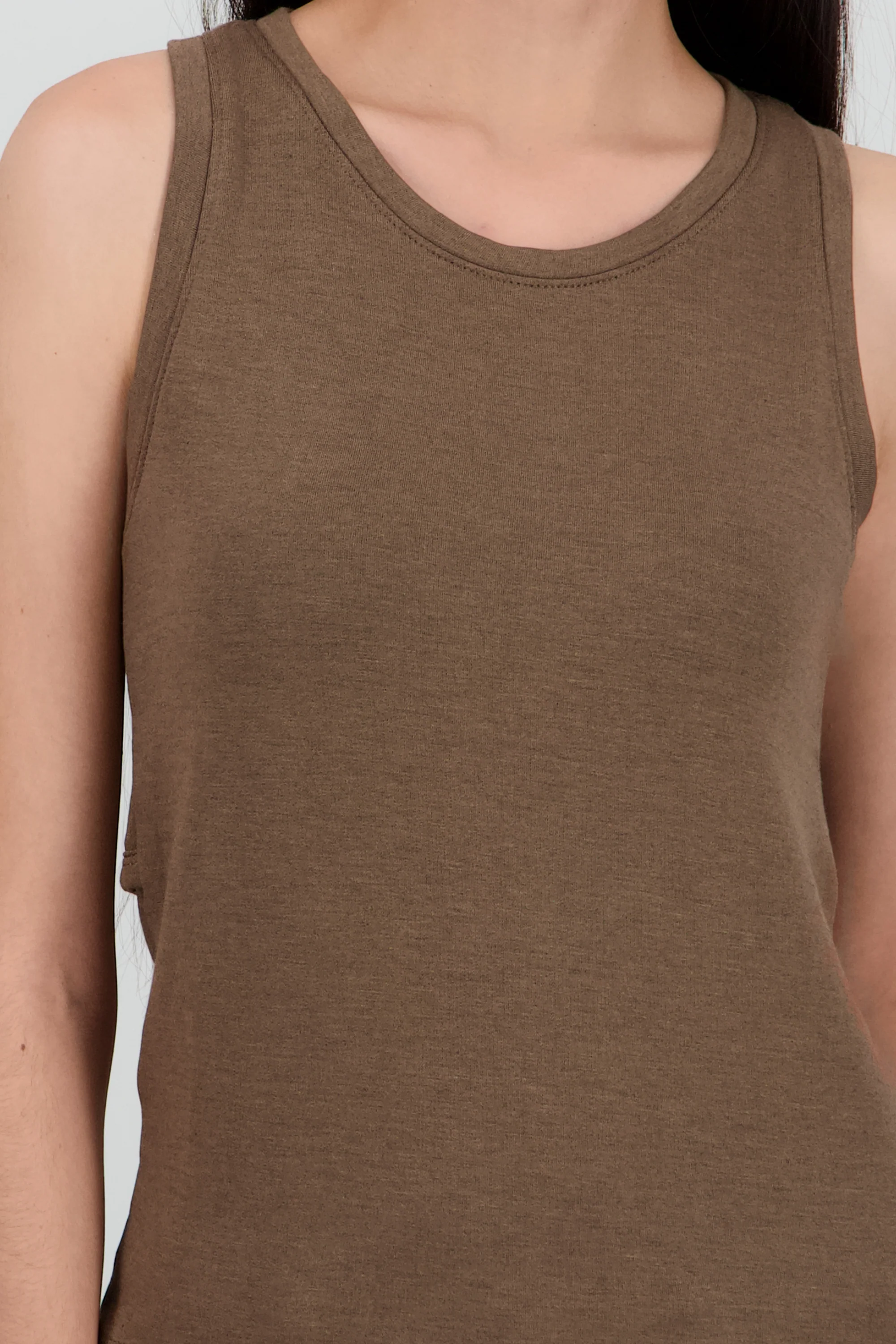 Top escote redondo activewear - Image 5