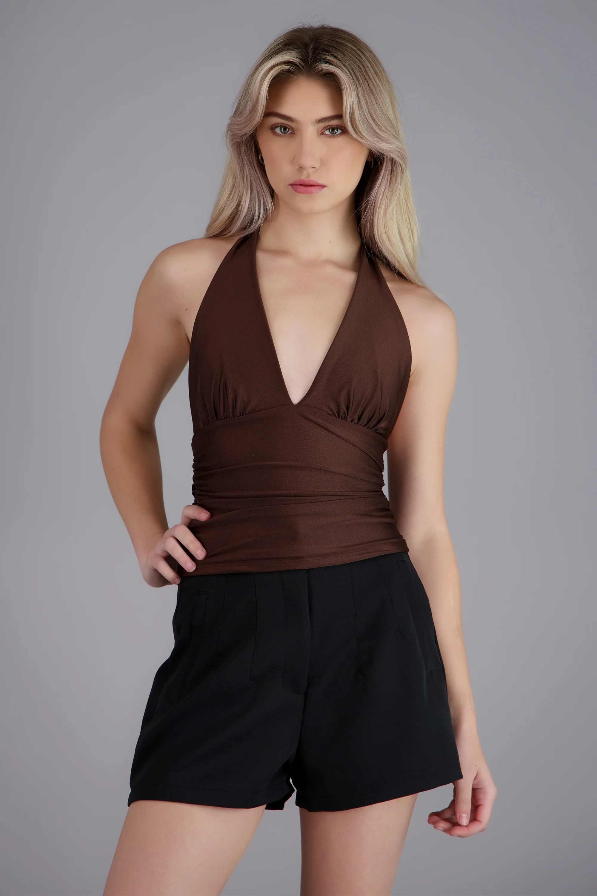 Top halter detalle pliegues - Image 3
