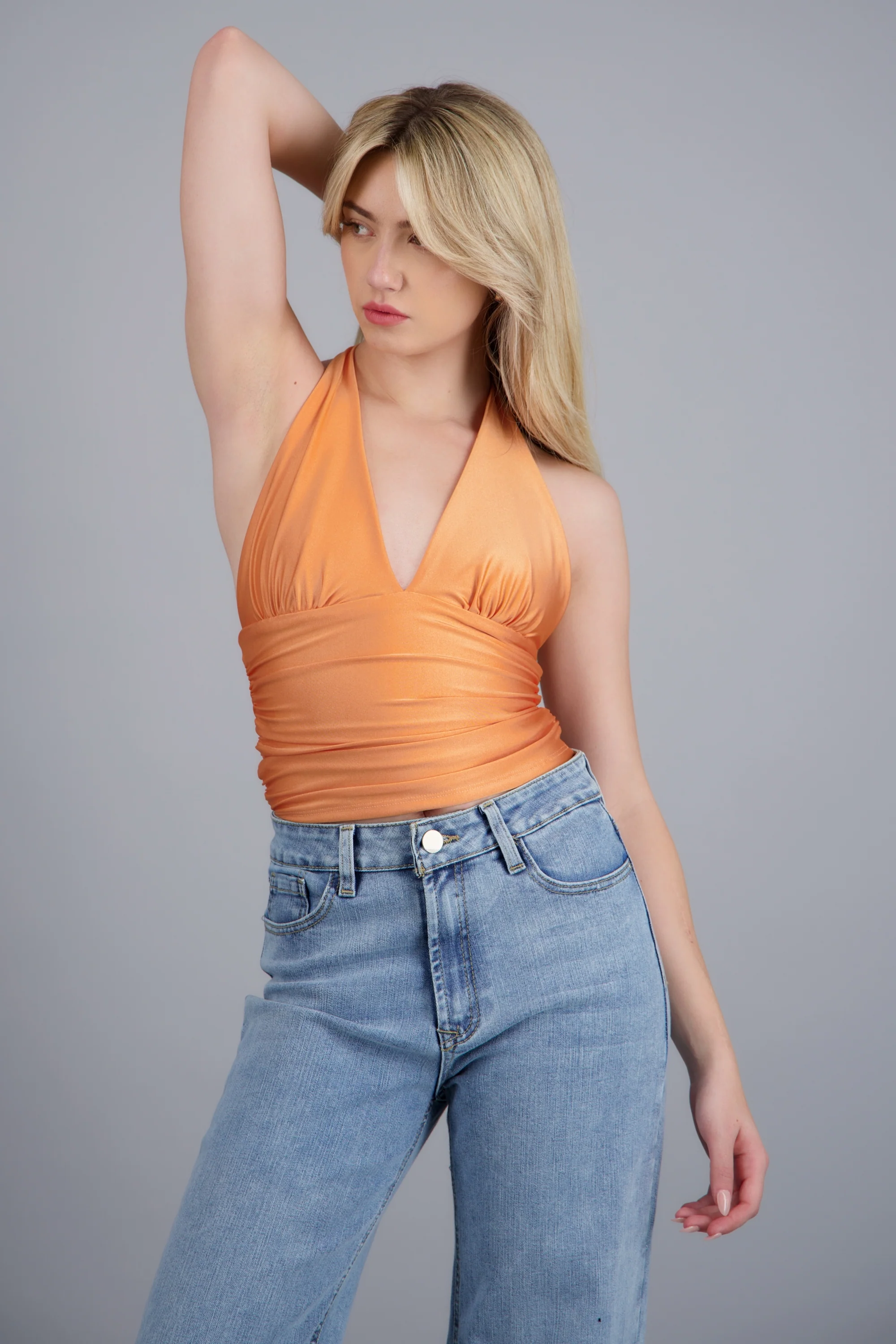 Top halter detalle pliegues - Image 2