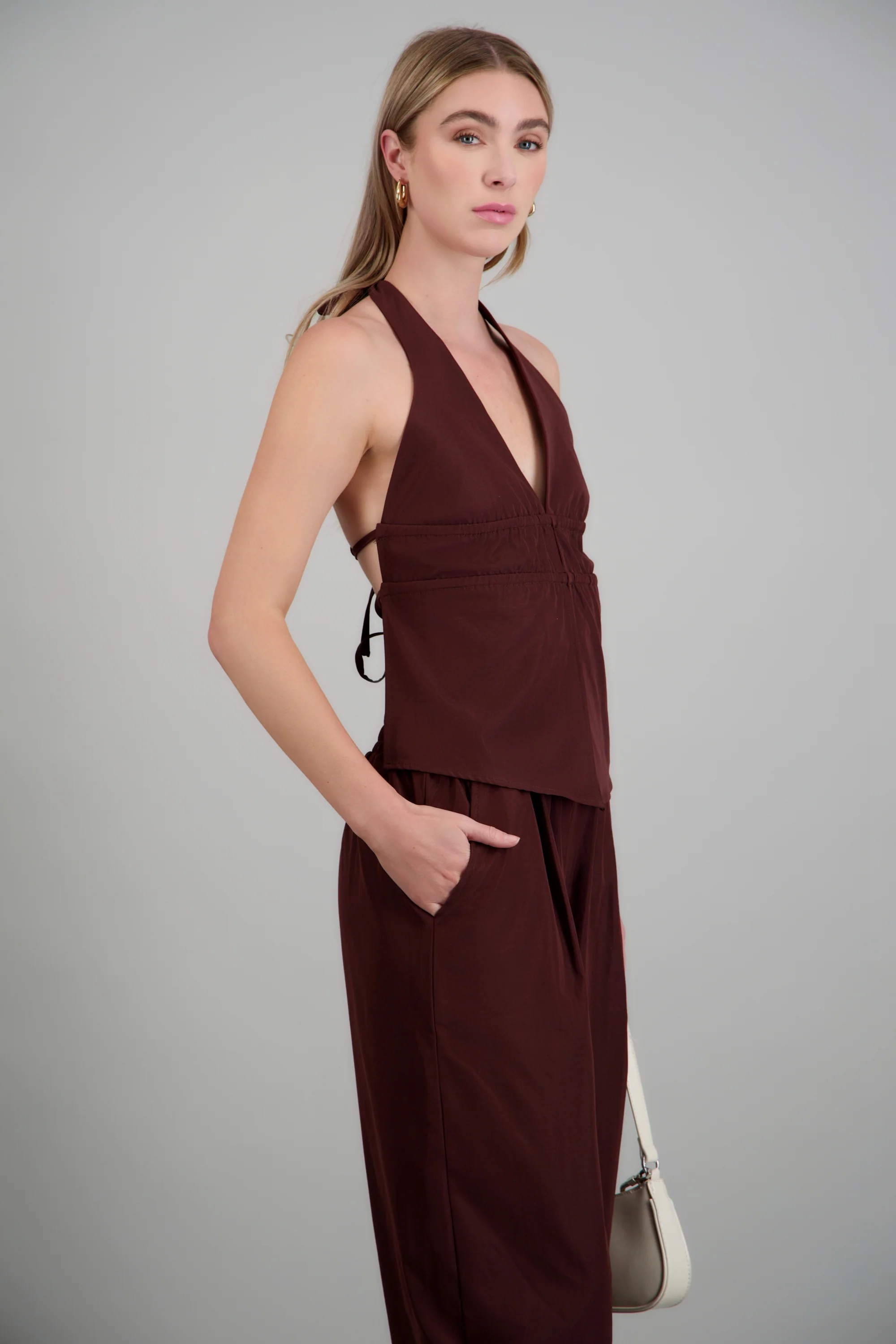 Top halter detalle espalda - Image 2